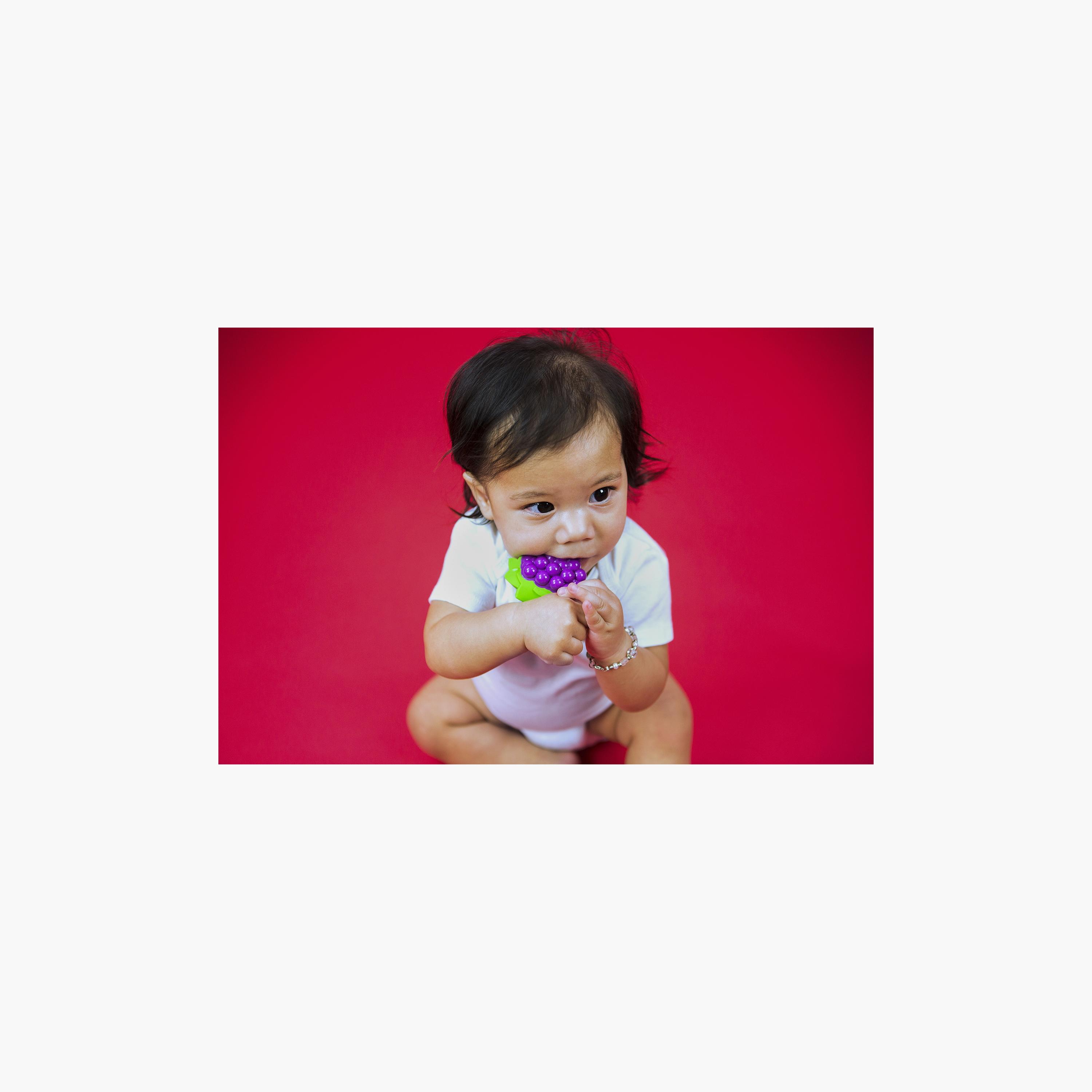 Baby Banana Grape Smoothie Soother - Grape-toys-babyandtoddlertoys-rattlesandteethers-image-11