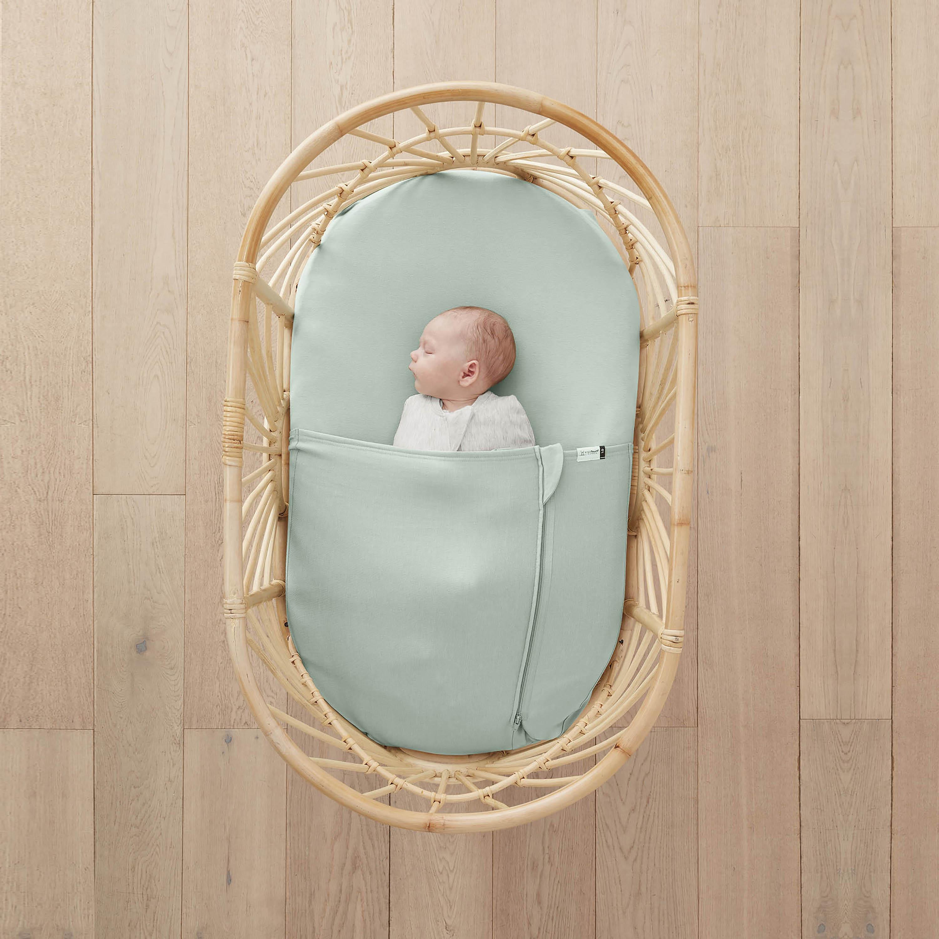ergoPouch Baby Tuck Sheet 0.2/1.0 TOG - Bassinet-baby-nursery-blanketsandswaddles-blanketsandquilts-image-3
