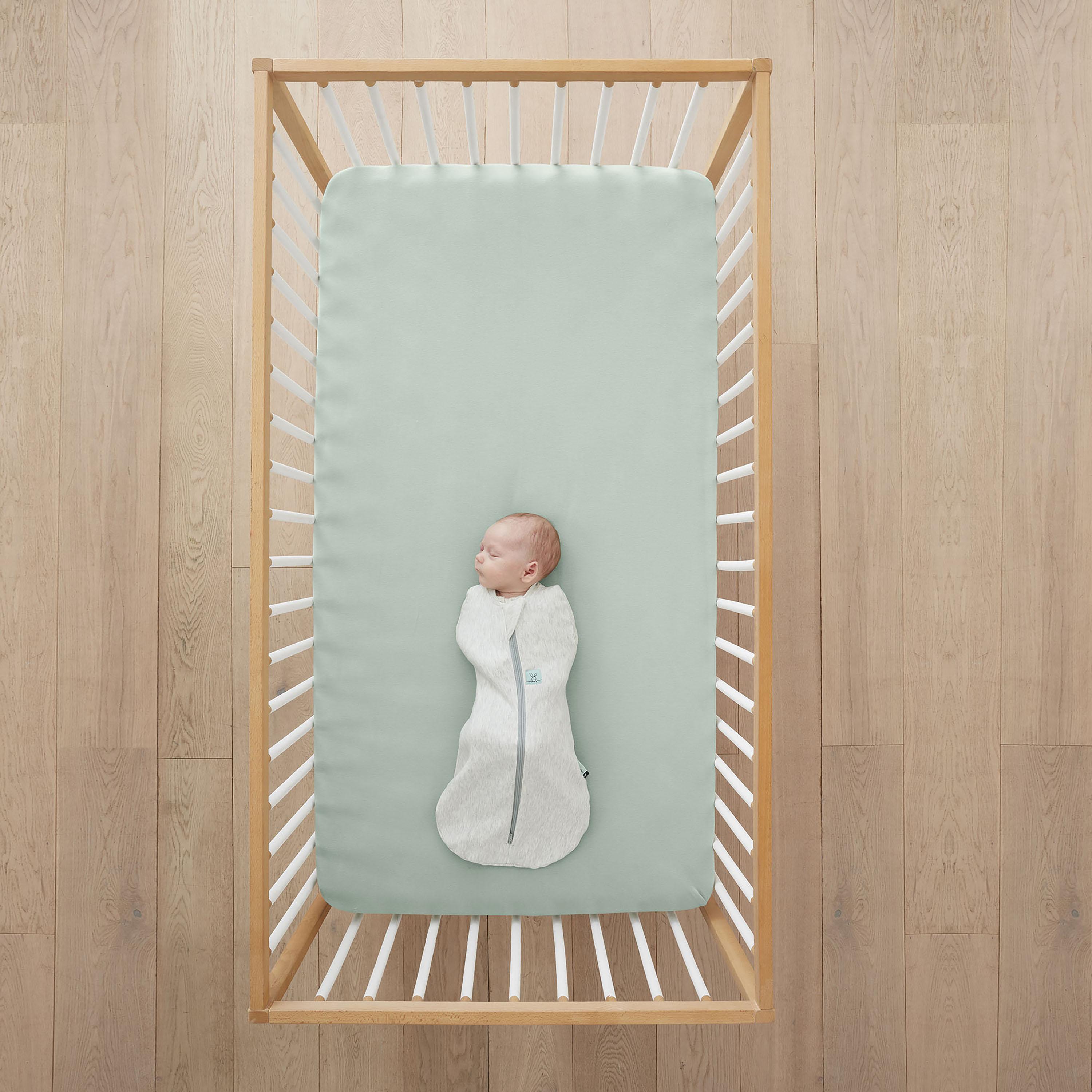 ergoPouch Organic Fitted Sheet 0.2 TOG - Cot-baby-nursery-blanketsandswaddles-blanketsandquilts-image-2