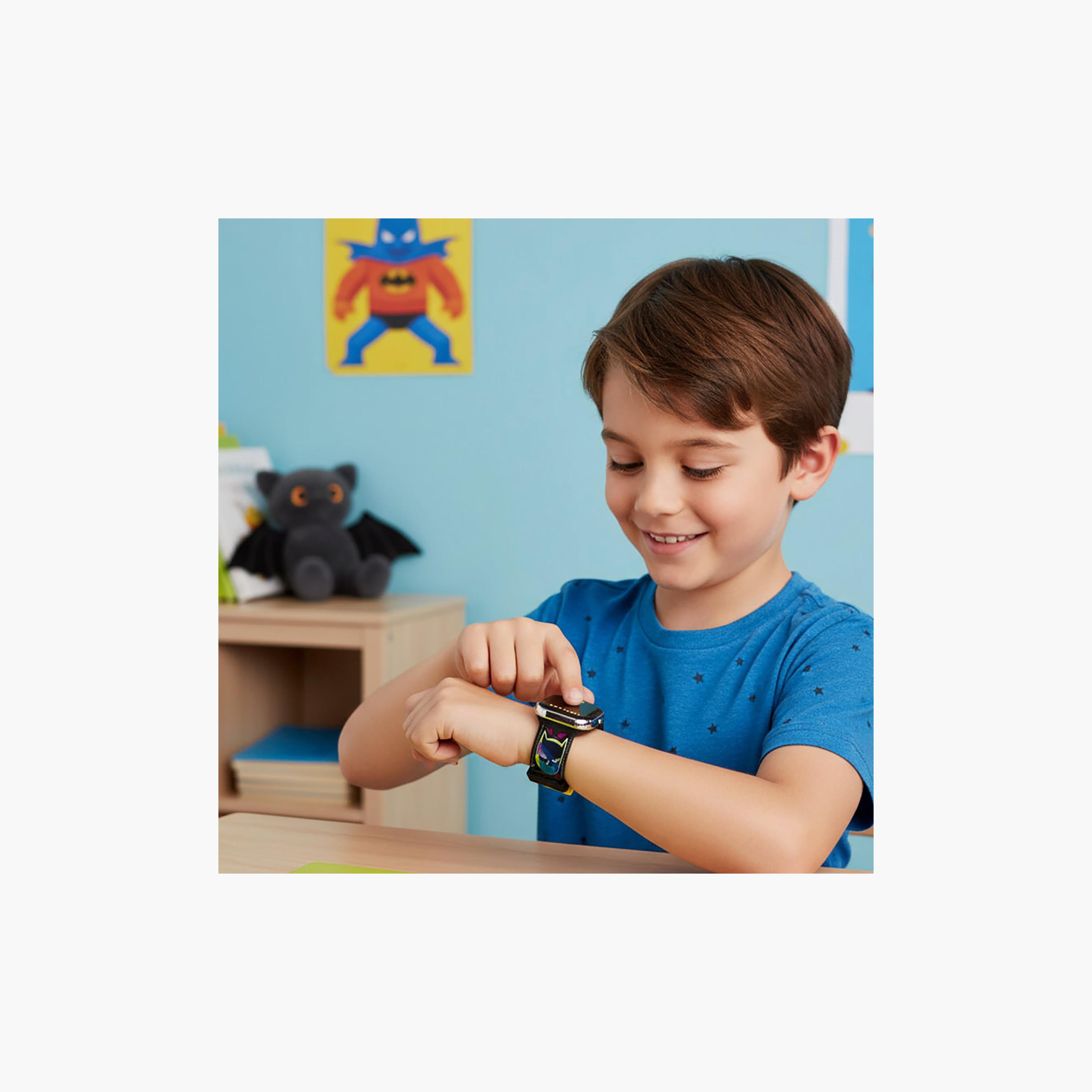 ساعة رقمية تايم تك بتصميم دي سي باتمان-boys-accessories-watches-image-4