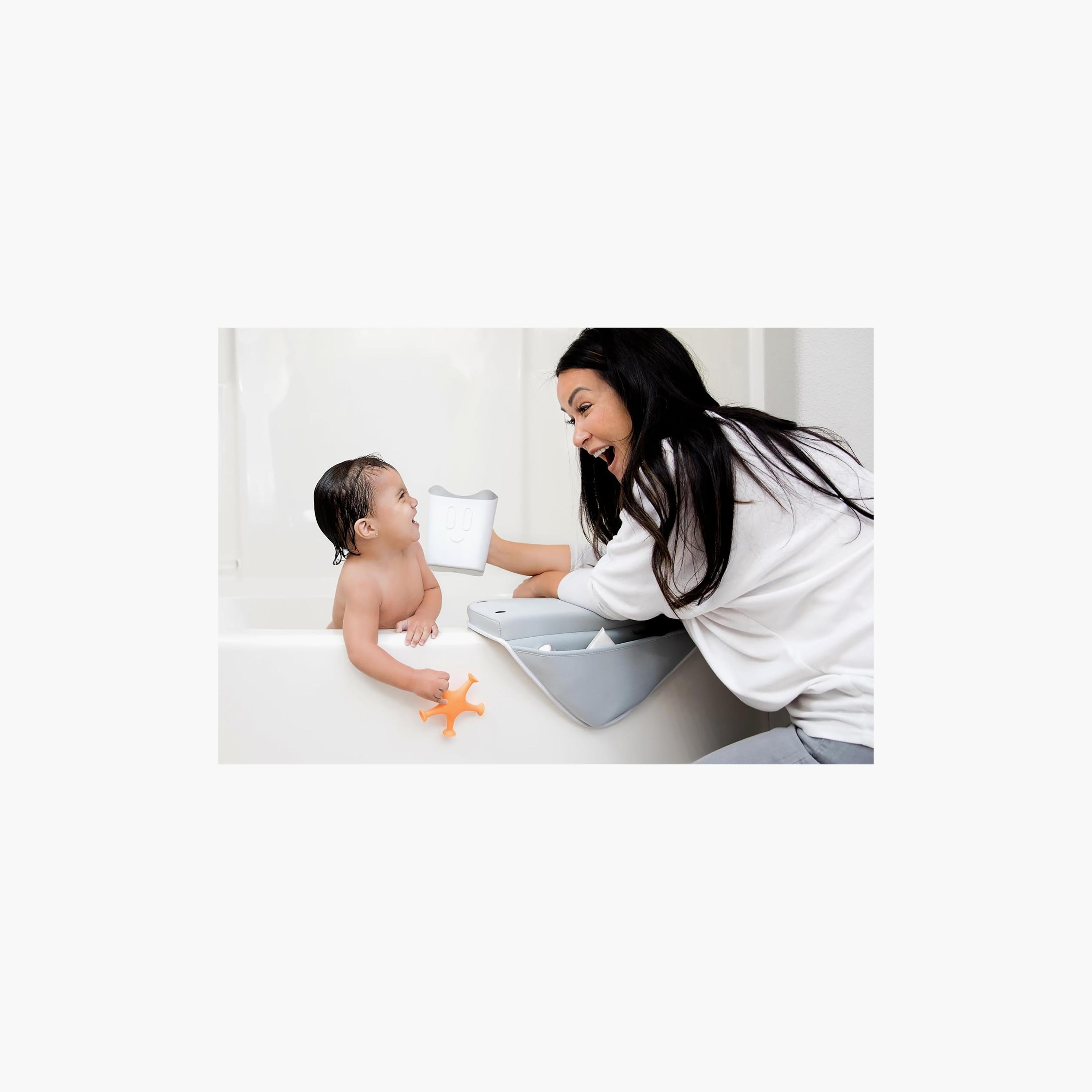 مسند كوع لراحة وقت الاستحمام - رمادي من أوبي-beautyandpersonalcare-babycare-bathaccessories-image-1