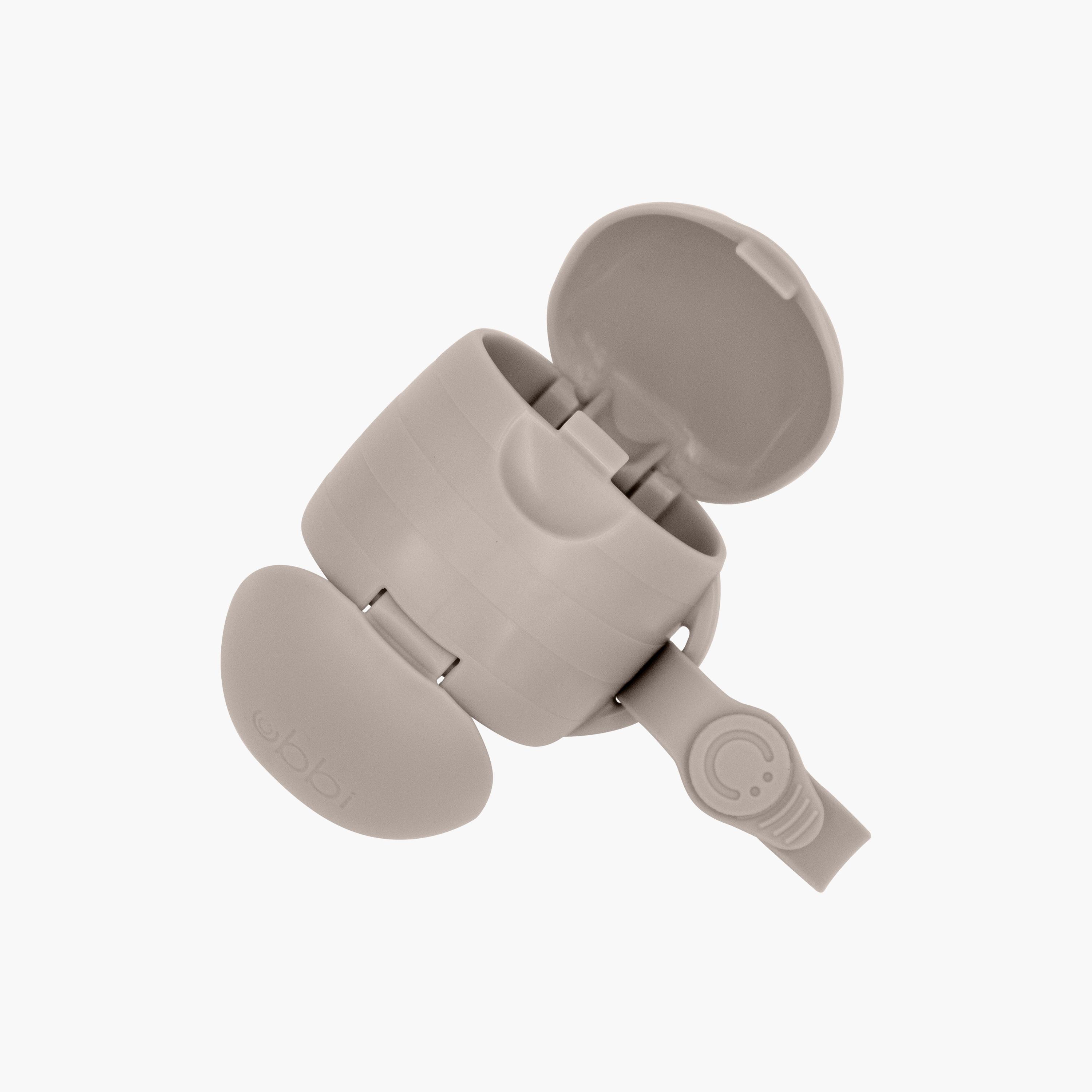 حامل لهاية للتنقل - رمادي داكن من أوبي-baby-feeding-pacifiers-image-2