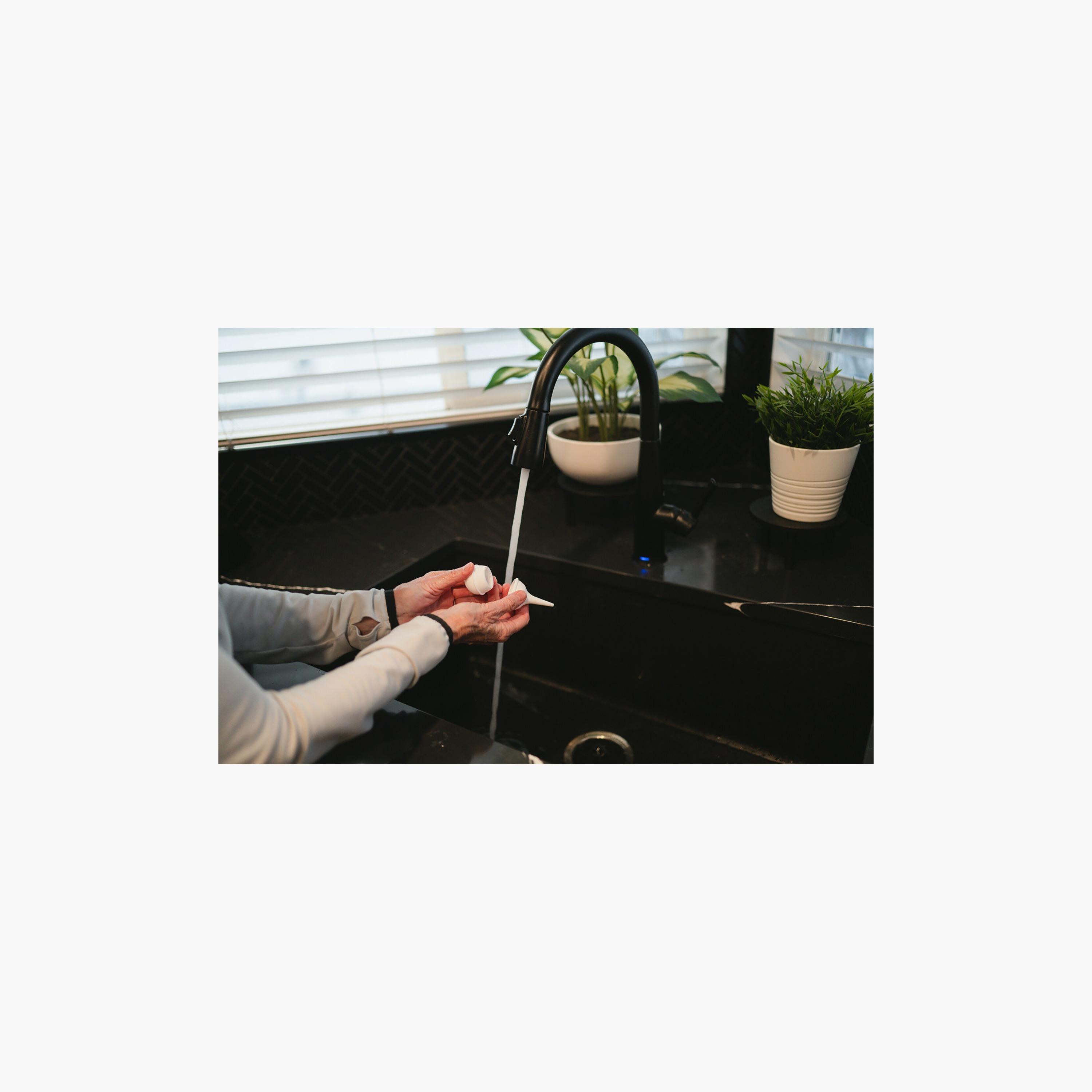 The First Years Arc Hospital Style Silicone Nasal Aspirator-baby-healthandsafety-thermometersandaspirators-image-4