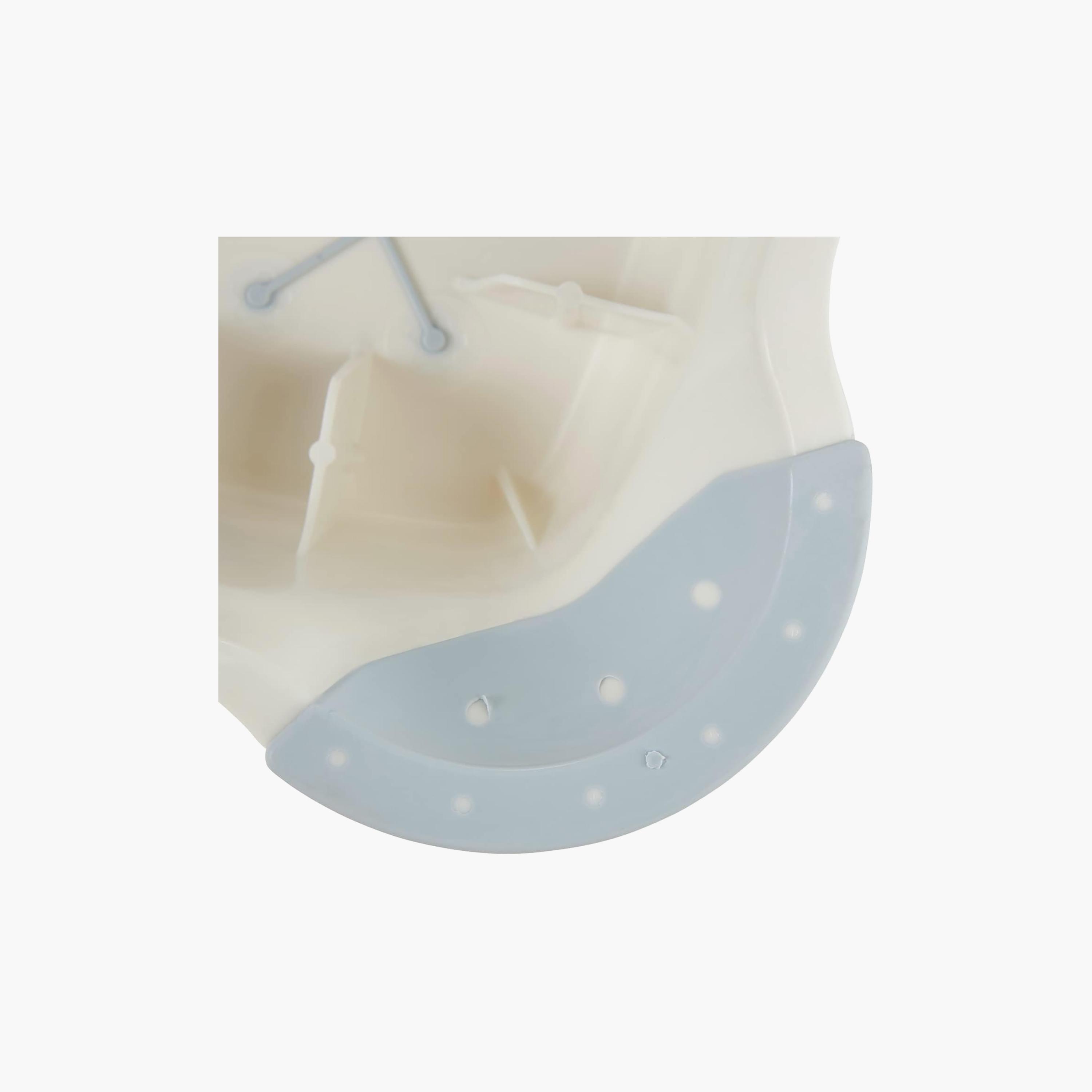 درجة حمام مزدوجة مع خاصية مانع الانزلاق فروزن - أبيض من كييبر-baby-diapering-pottytraining-image-7