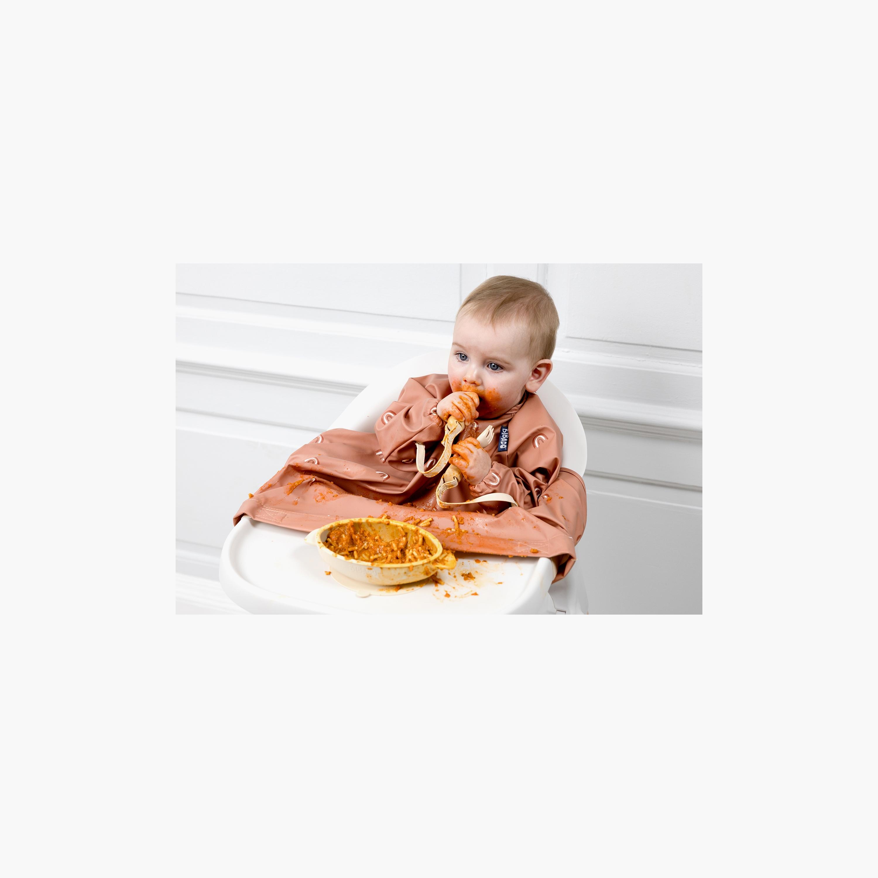 مريلة تغطية للأطفال ذات أكمام طويلة للفطام - تشاسينج رينبوز من بيبادو-baby-feeding-bibs-image-3