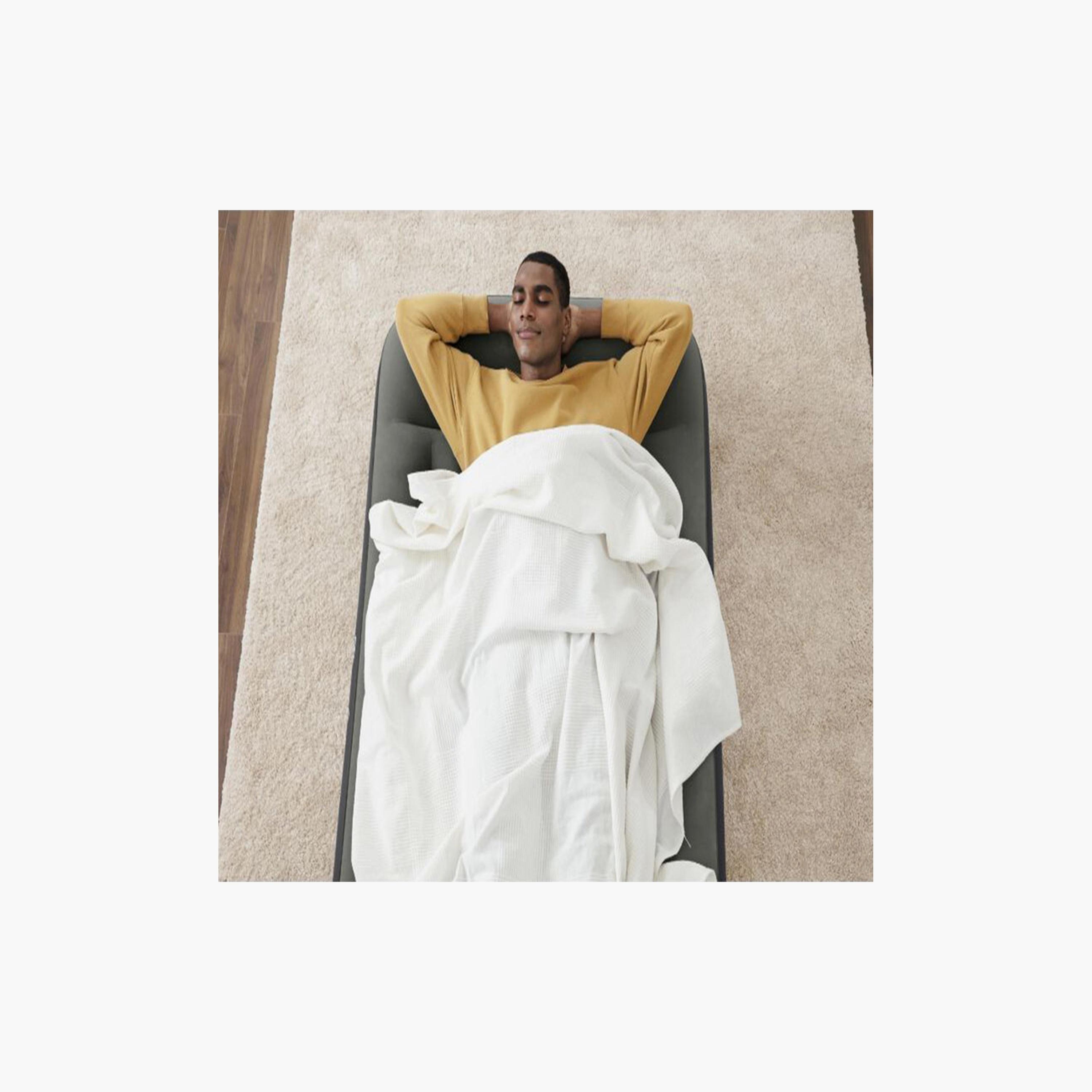 Bestway 26-67929 Tritech Airbed with Built-In Battery Power Pump - Twin-baby-nursery-mattresses-image-9