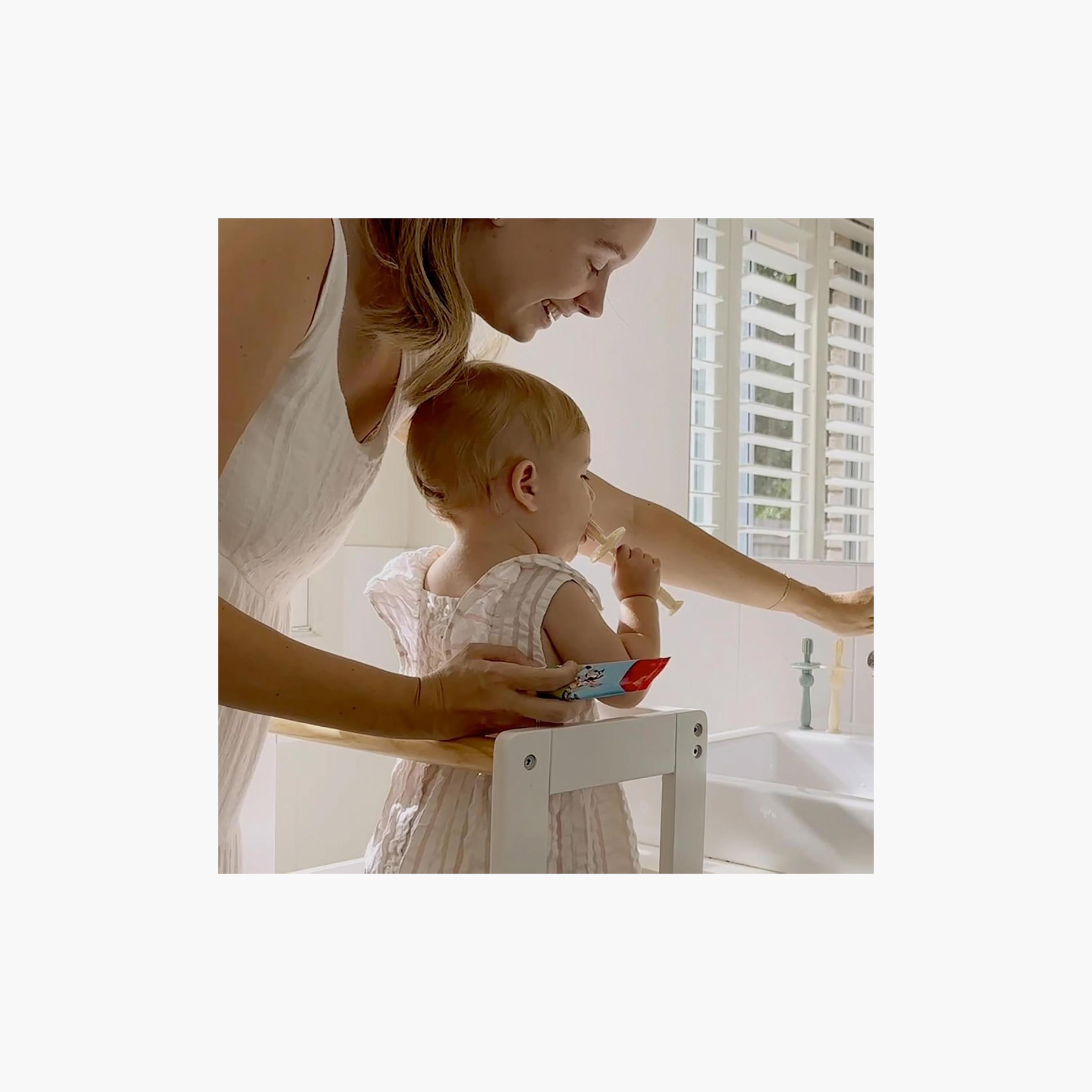 Haakaa 360° Silicone Toothbrush & Choke Free Shield-baby-bathandcare-oralcare-image-10