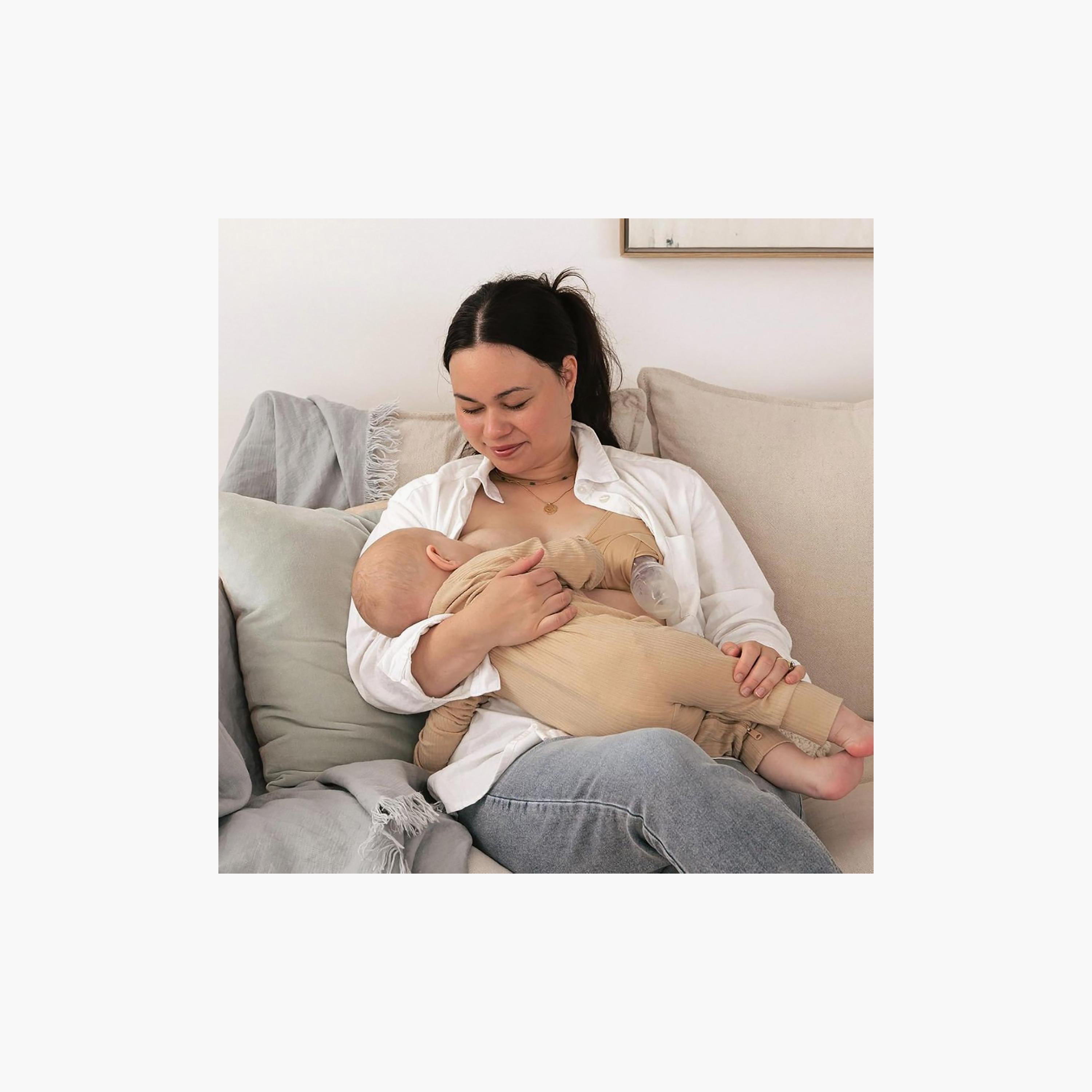 Haakaa Silicone Breast Pump & Cap - 100ml-baby-feeding-breastfeedingandcare-image-3