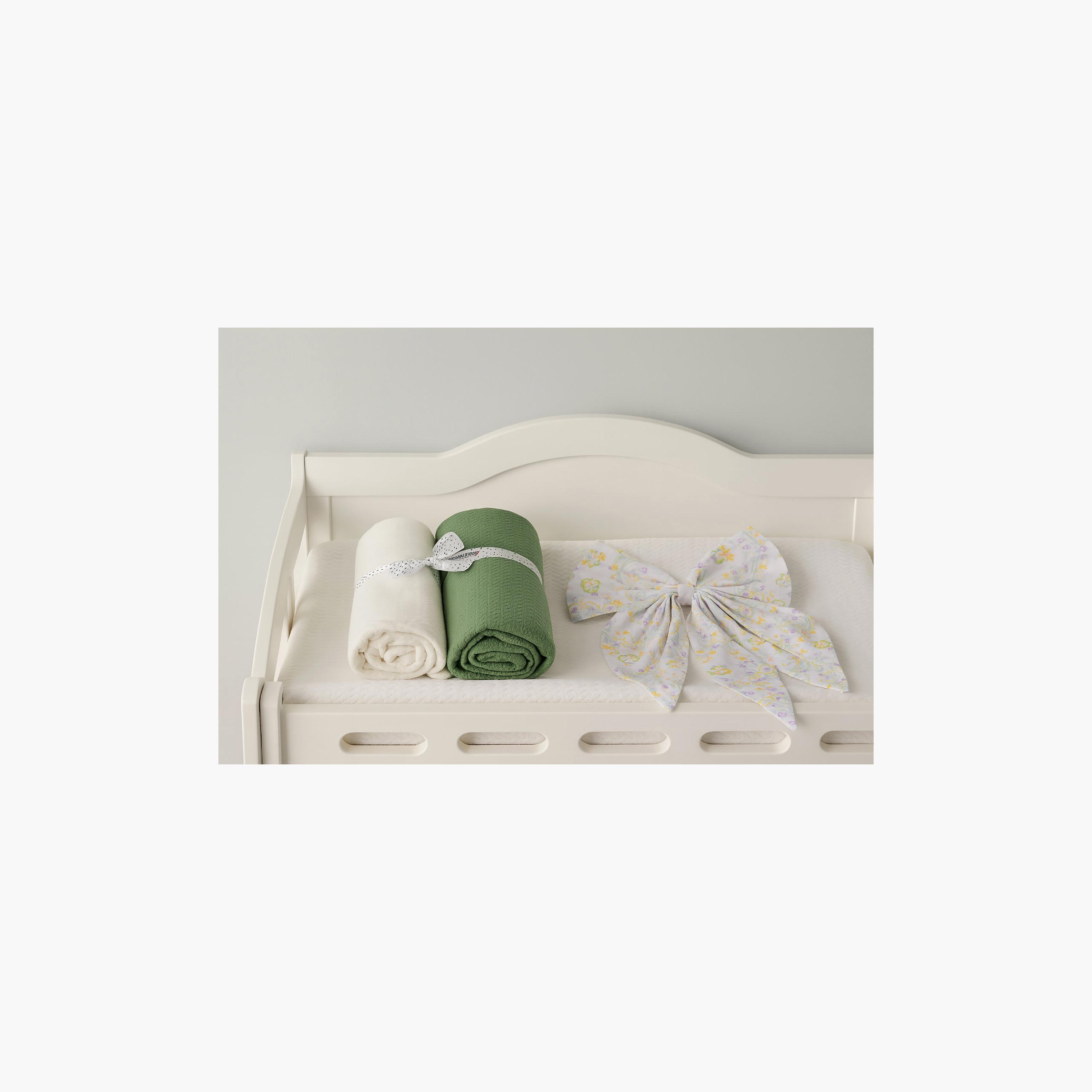 بطانيات قطنية محبوكة بنمط هيرينغ بون متميزة (قطعتان)-baby-nursery-blanketsandswaddles-blanketsandquilts-image-3