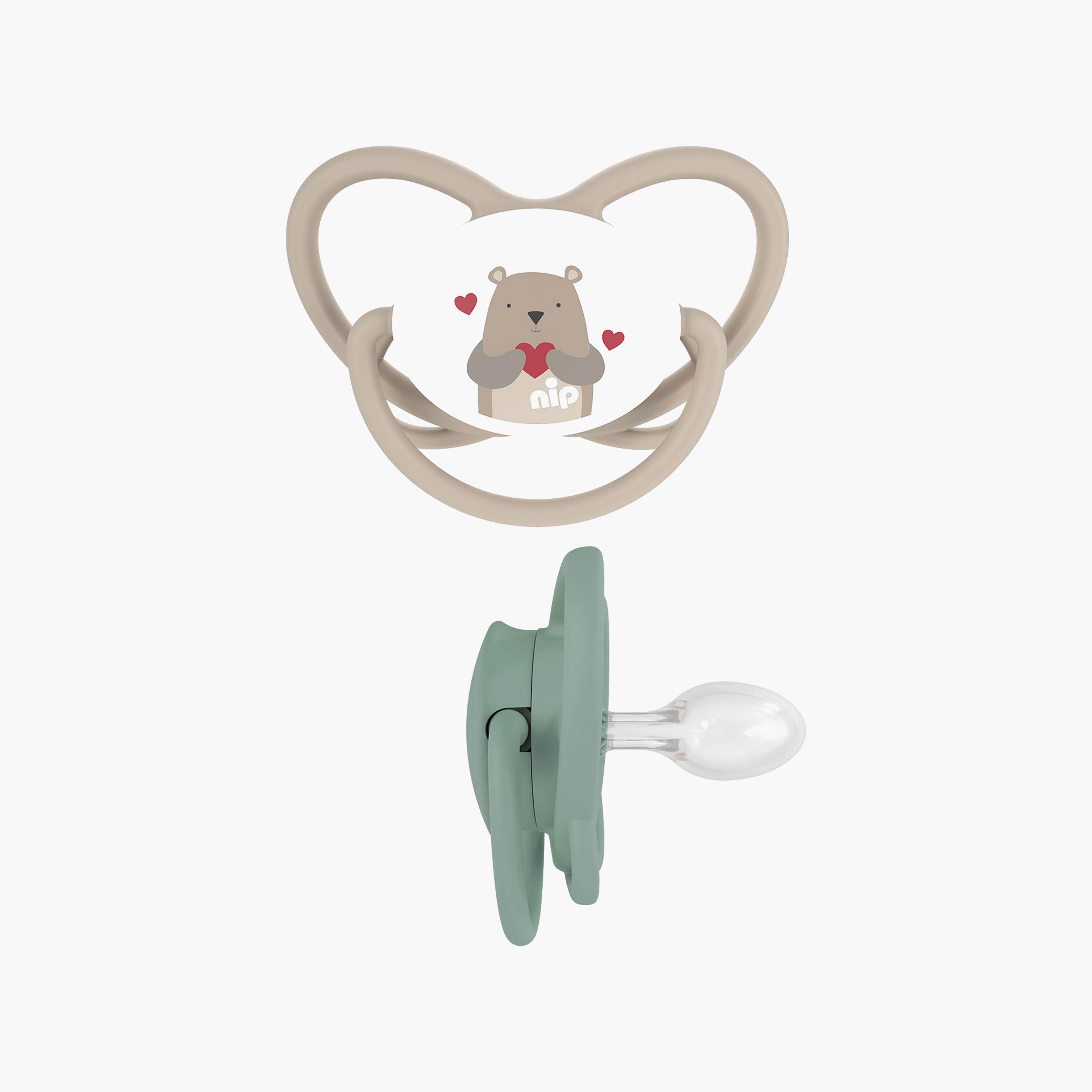 لهاية فراشة لتقويم الأسنان مع حلقة قطعتين - 0-6 أشهر - رمادي وأخضر من نيب-baby-feeding-pacifiers-image-1
