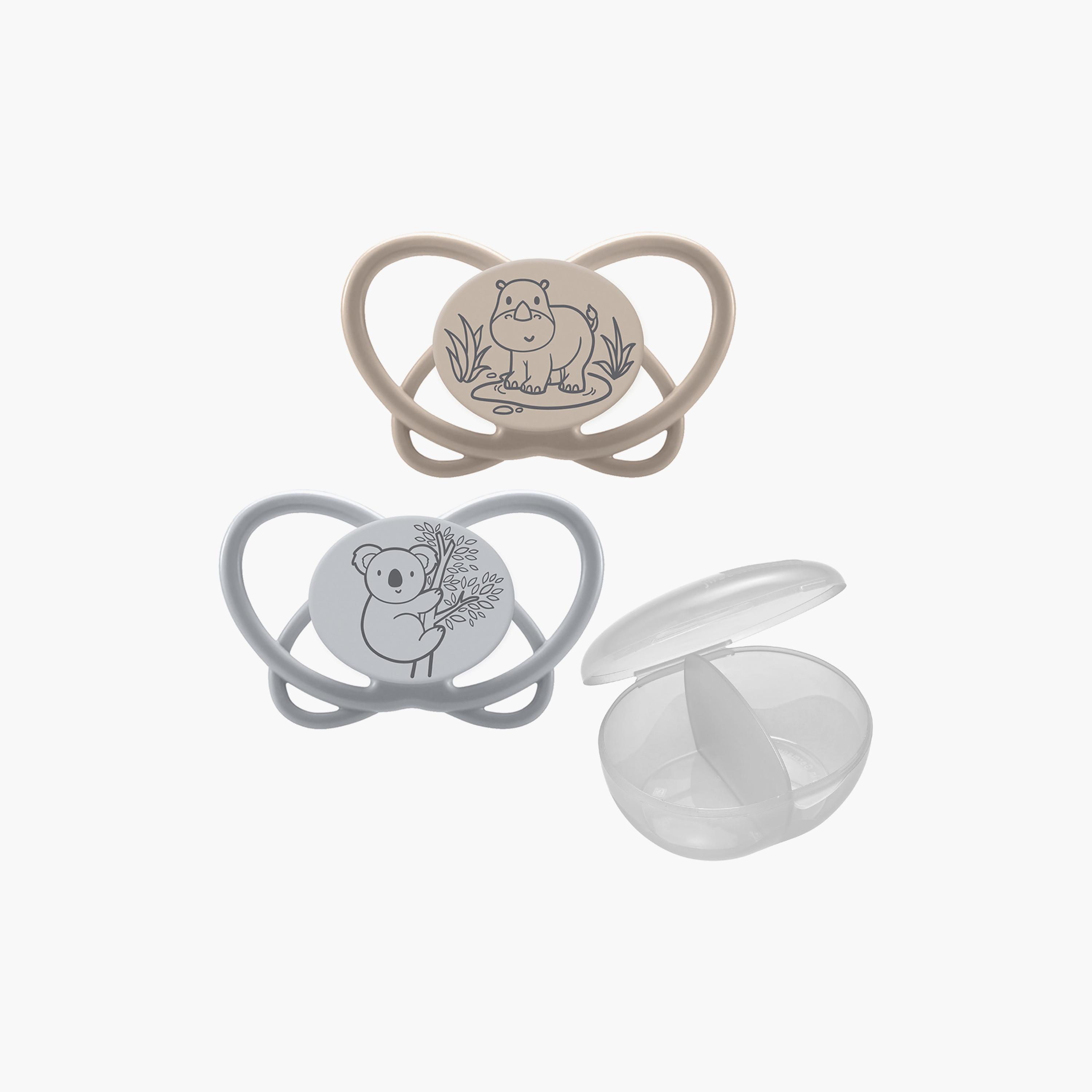 لهاية فراشة صديقة للبيئة لتقويم الأسنان مع علبة تعقيم قطعتين - 0-6 أشهر من نيب-baby-feeding-pacifiers-image-1