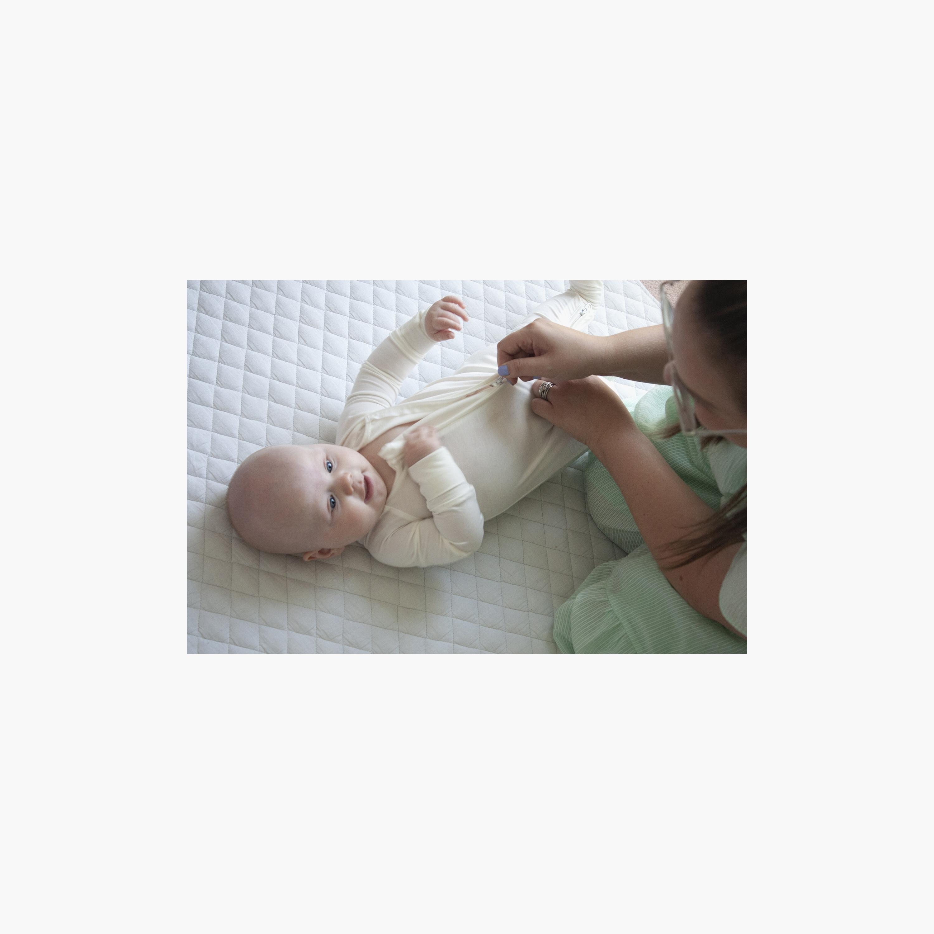 Anvi Baby Organic Bamboo Zipper Rompers-baby-boys-clothing-rompers-image-4