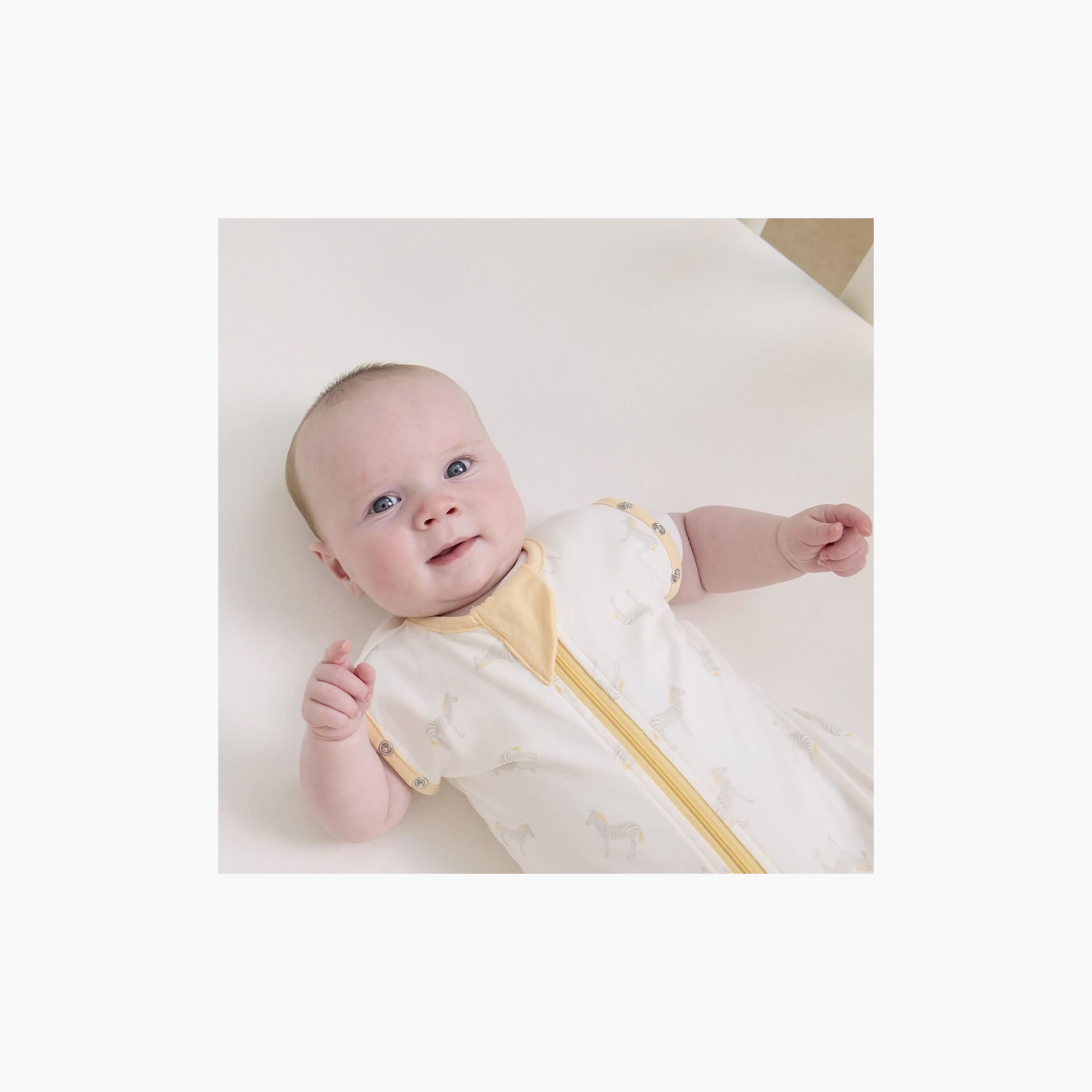 Clevamama 0.2 Tog Adjustable ClevaSleep DreamSuit - Zebra - 0-9 Months-baby-nursery-blanketsandswaddles-swaddlesandsleepingbags-image-4