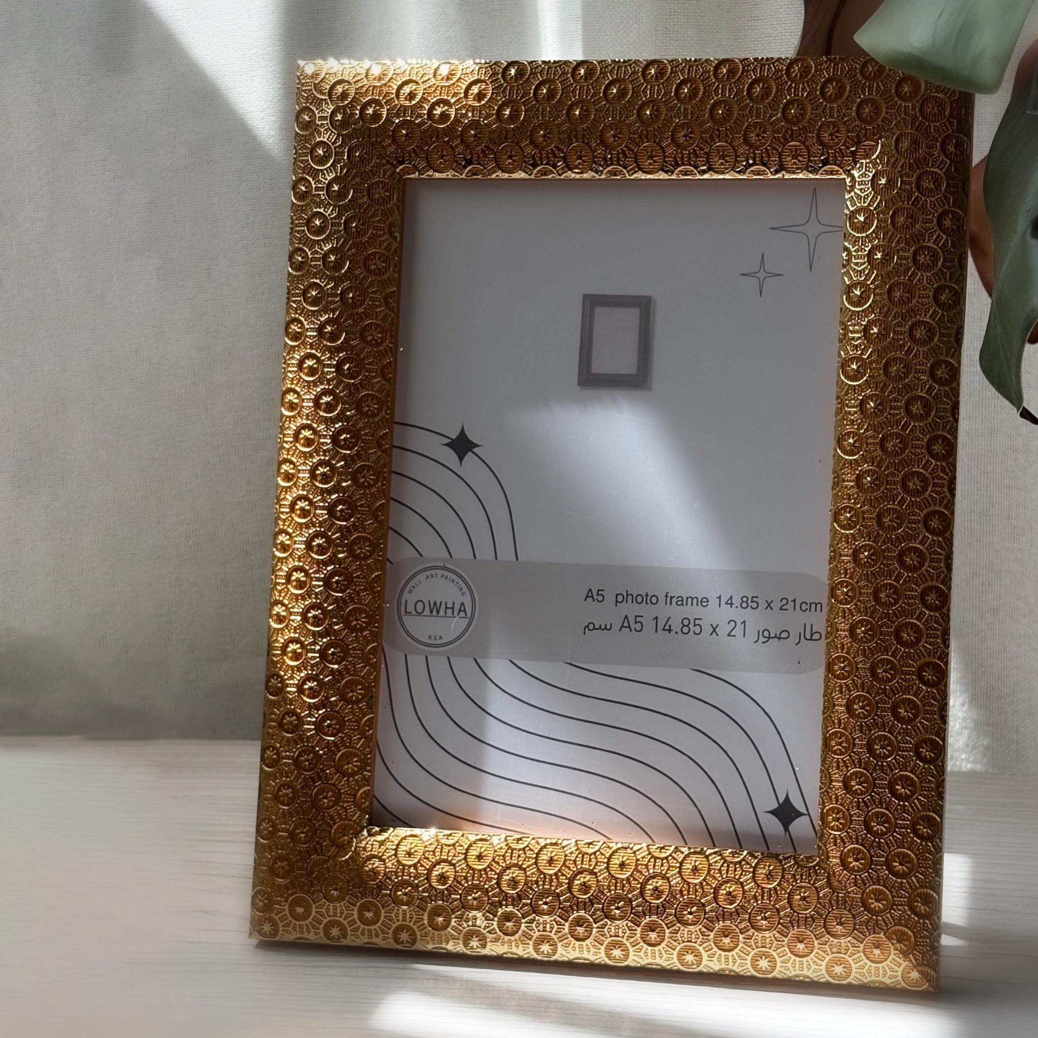 Ornate Tabletop Picture Frame A5-household-walldecorandmirrors-photoframes-image-3