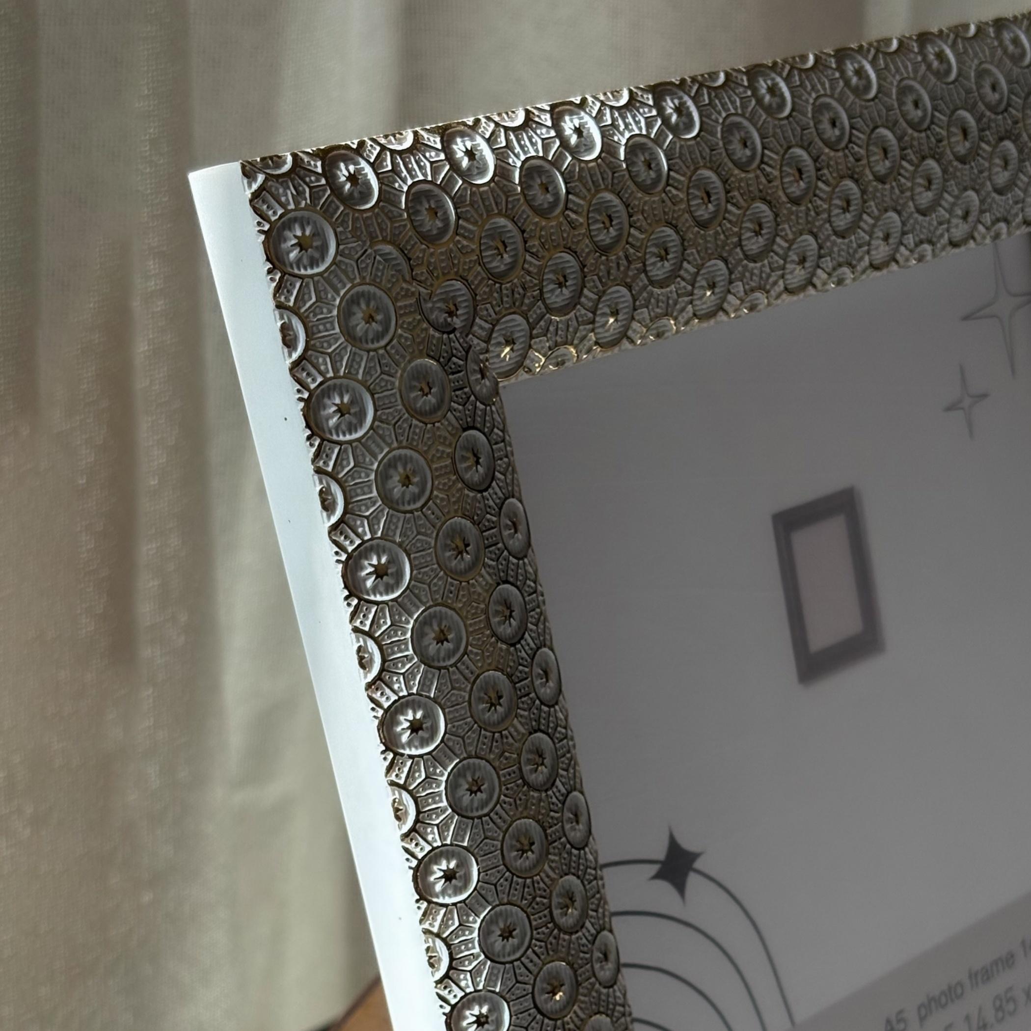 Ornate Tabletop Photo Frame A5-household-walldecorandmirrors-photoframes-image-4