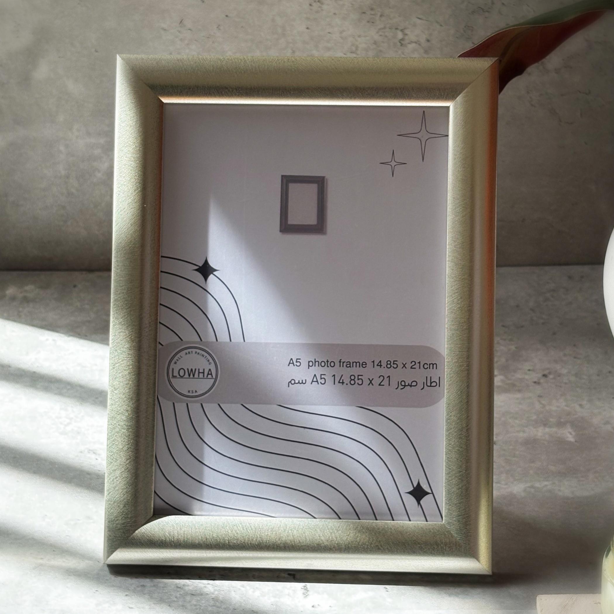 Ornate Tabletop Photo Frame A5-household-walldecorandmirrors-photoframes-image-1