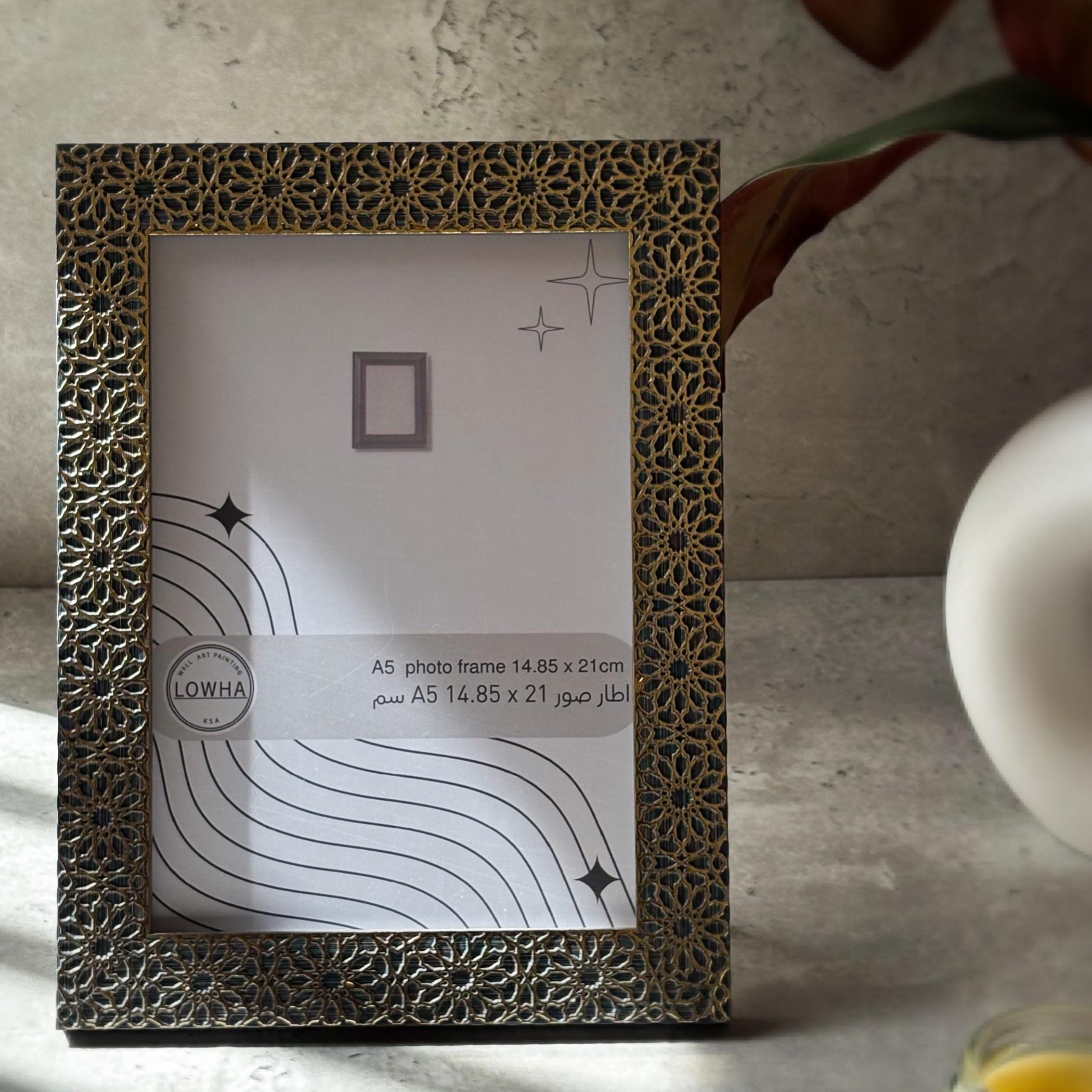 Patterned Tabletop Photo Frame A5-household-walldecorandmirrors-photoframes-image-3