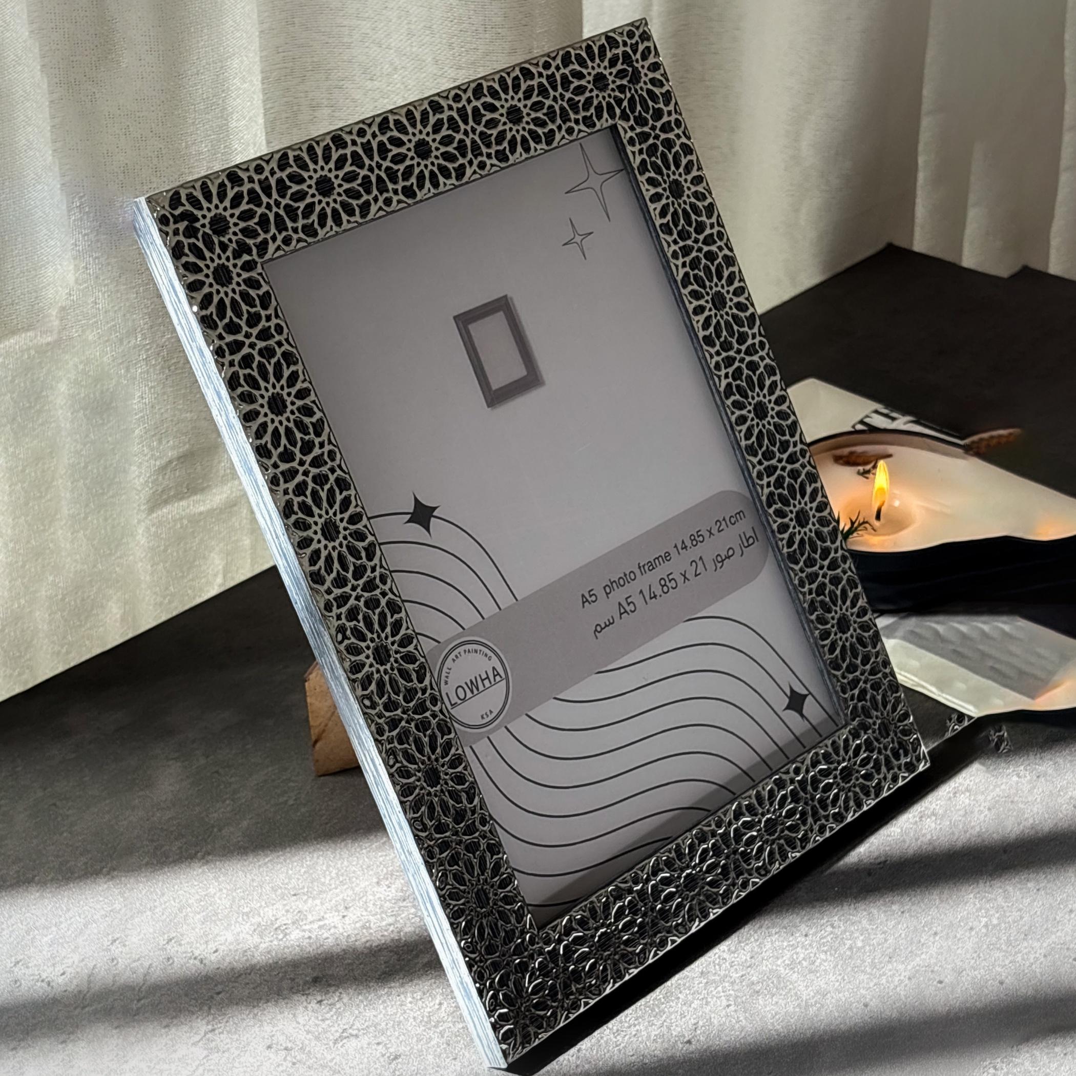 Ornate Tabletop Picture Frame A5-household-walldecorandmirrors-photoframes-image-2