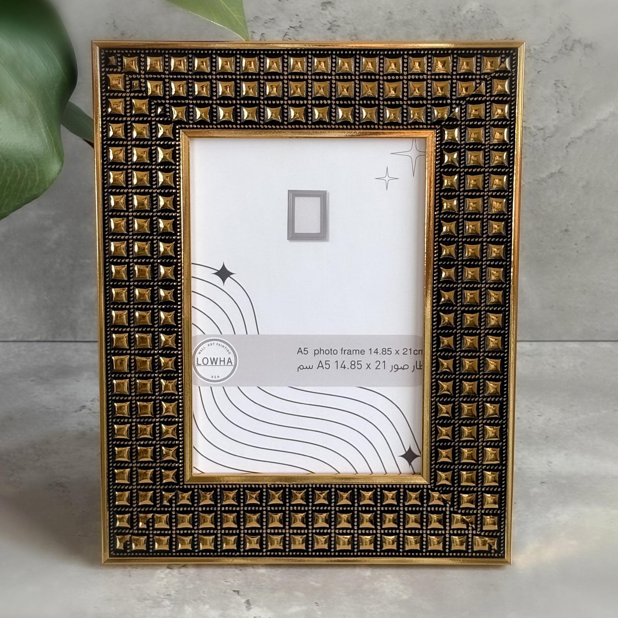 Ornate Tabletop Picture Frame A5-household-walldecorandmirrors-photoframes-image-1