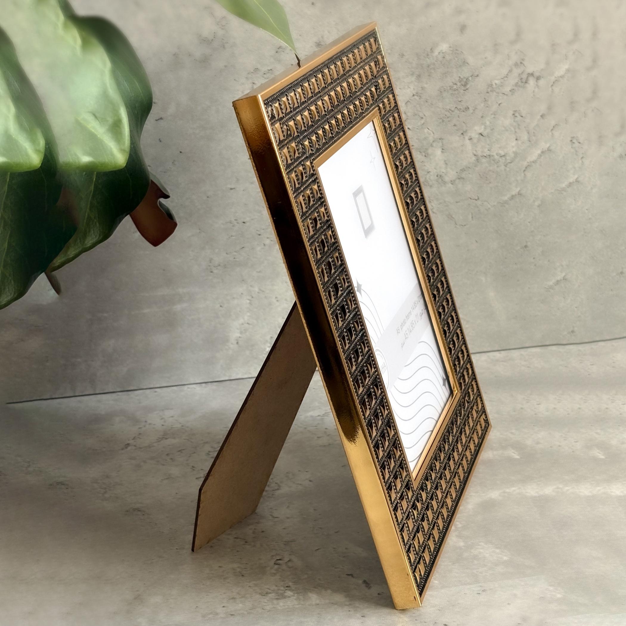 Ornate Tabletop Picture Frame A5-household-walldecorandmirrors-photoframes-image-5