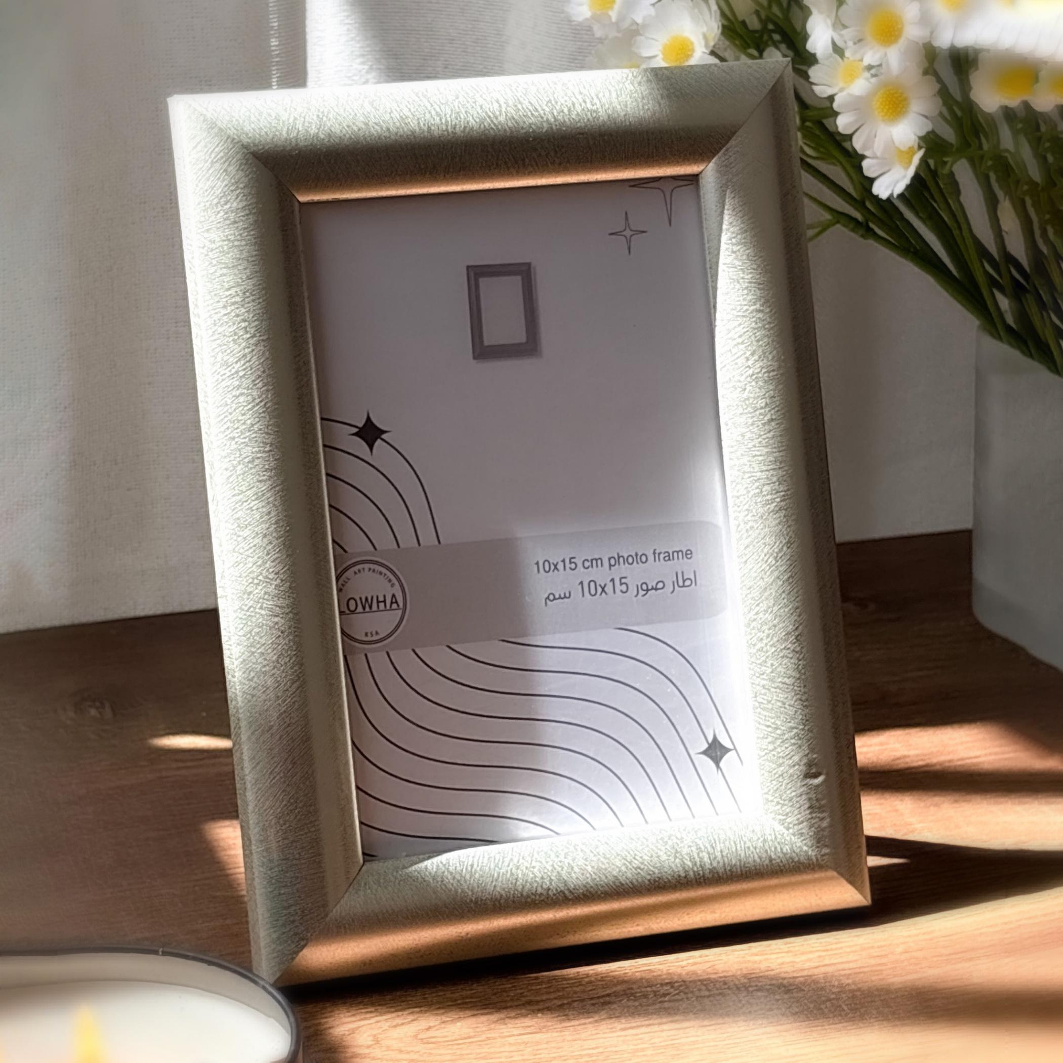 Elegant Tabletop Photo Frame 10x15 cm-household-walldecorandmirrors-photoframes-image-1