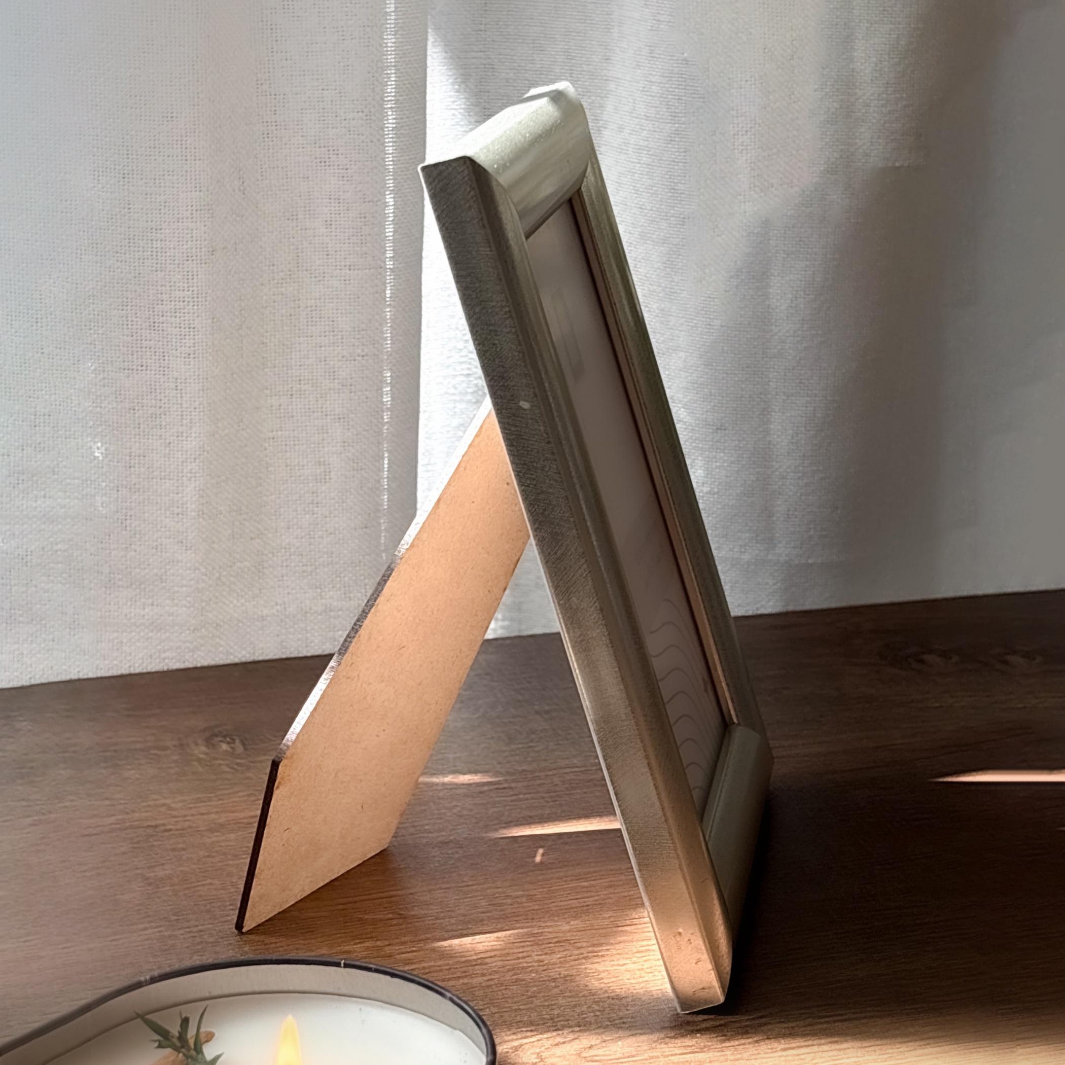 Elegant Tabletop Photo Frame 10x15 cm-household-walldecorandmirrors-photoframes-image-2