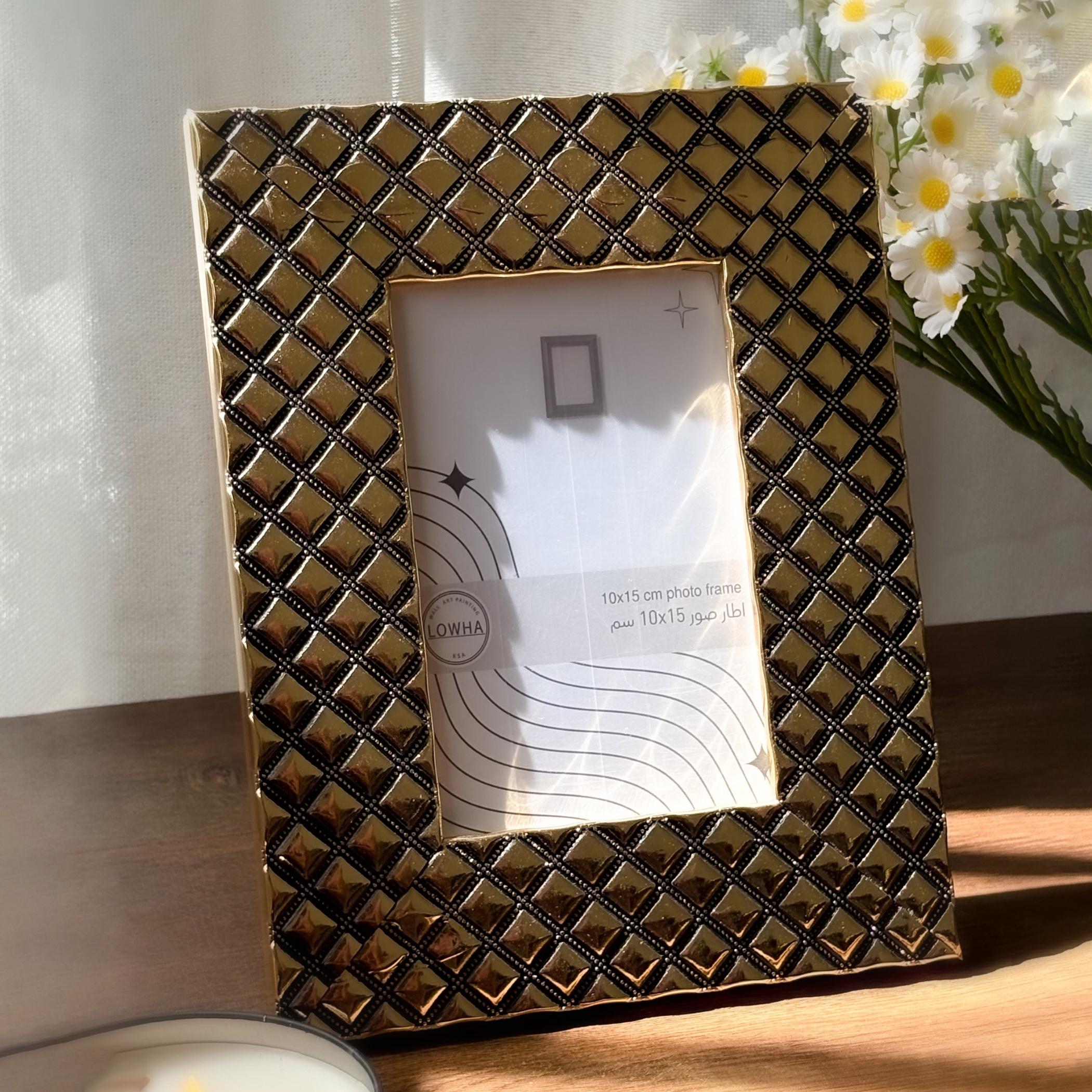Ornate Tabletop Photo Frame-household-walldecorandmirrors-photoframes-image-1
