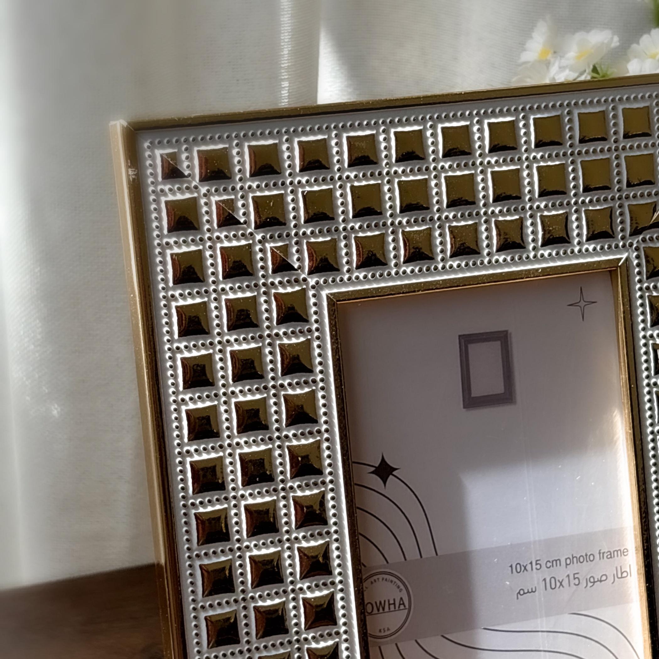 Ornate Tabletop Picture Frame 10x15 cm-household-walldecorandmirrors-photoframes-image-4