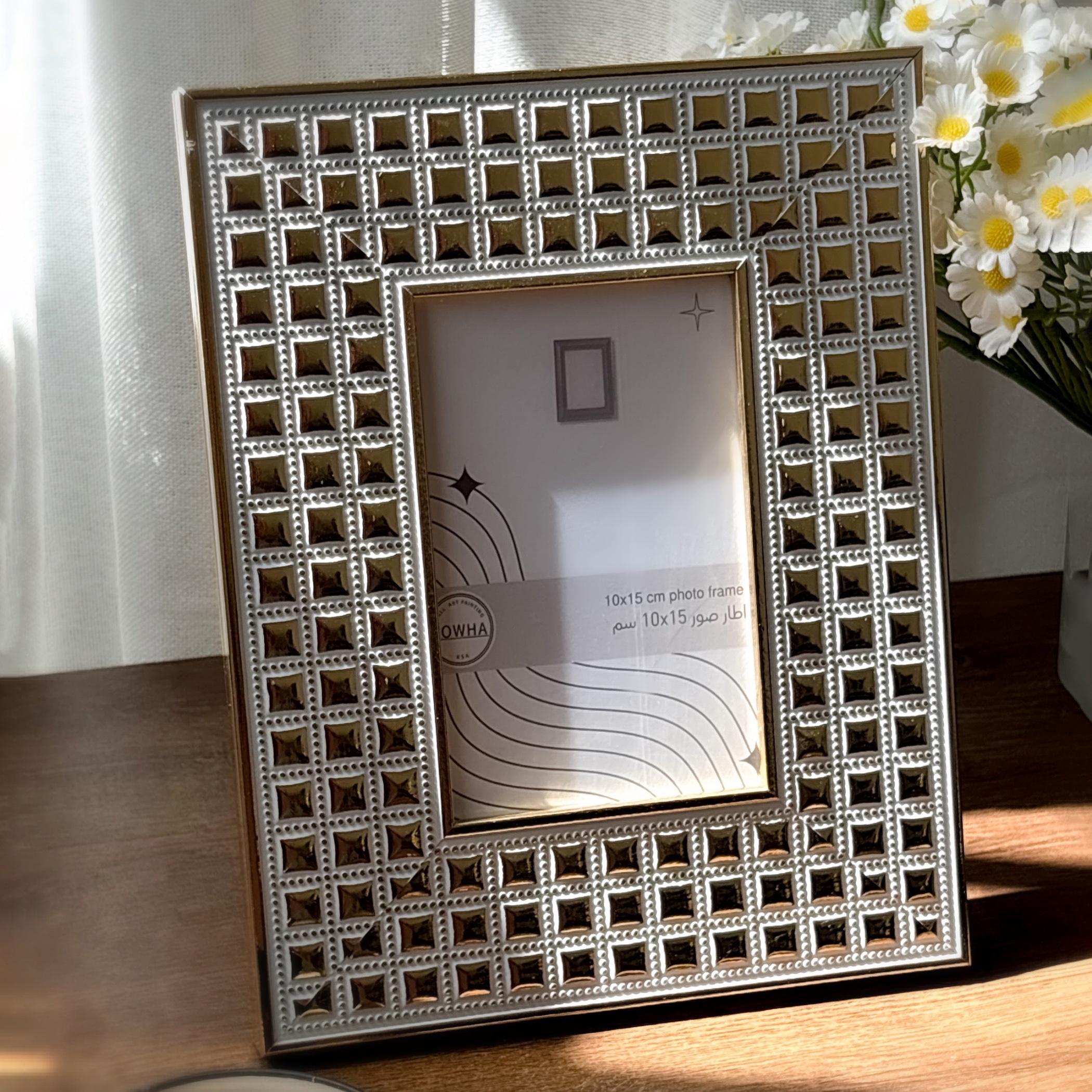 Ornate Tabletop Picture Frame 10x15 cm-household-walldecorandmirrors-photoframes-image-5