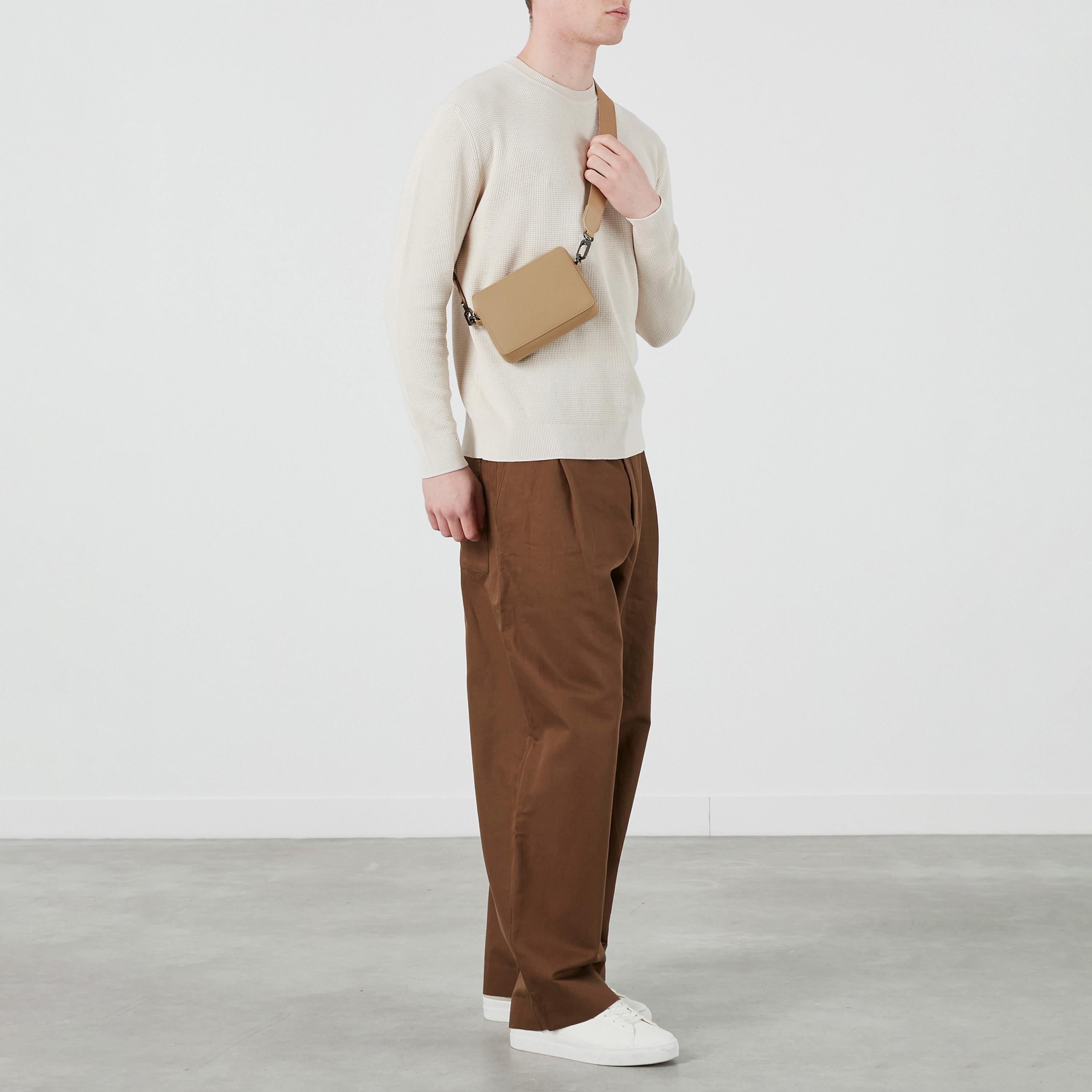 ليبولت - شنطة كروس متينة بسحاب إغلاق وحزام قابل للفصل | 17 × 13 × 4 سم-men-bags-image-5