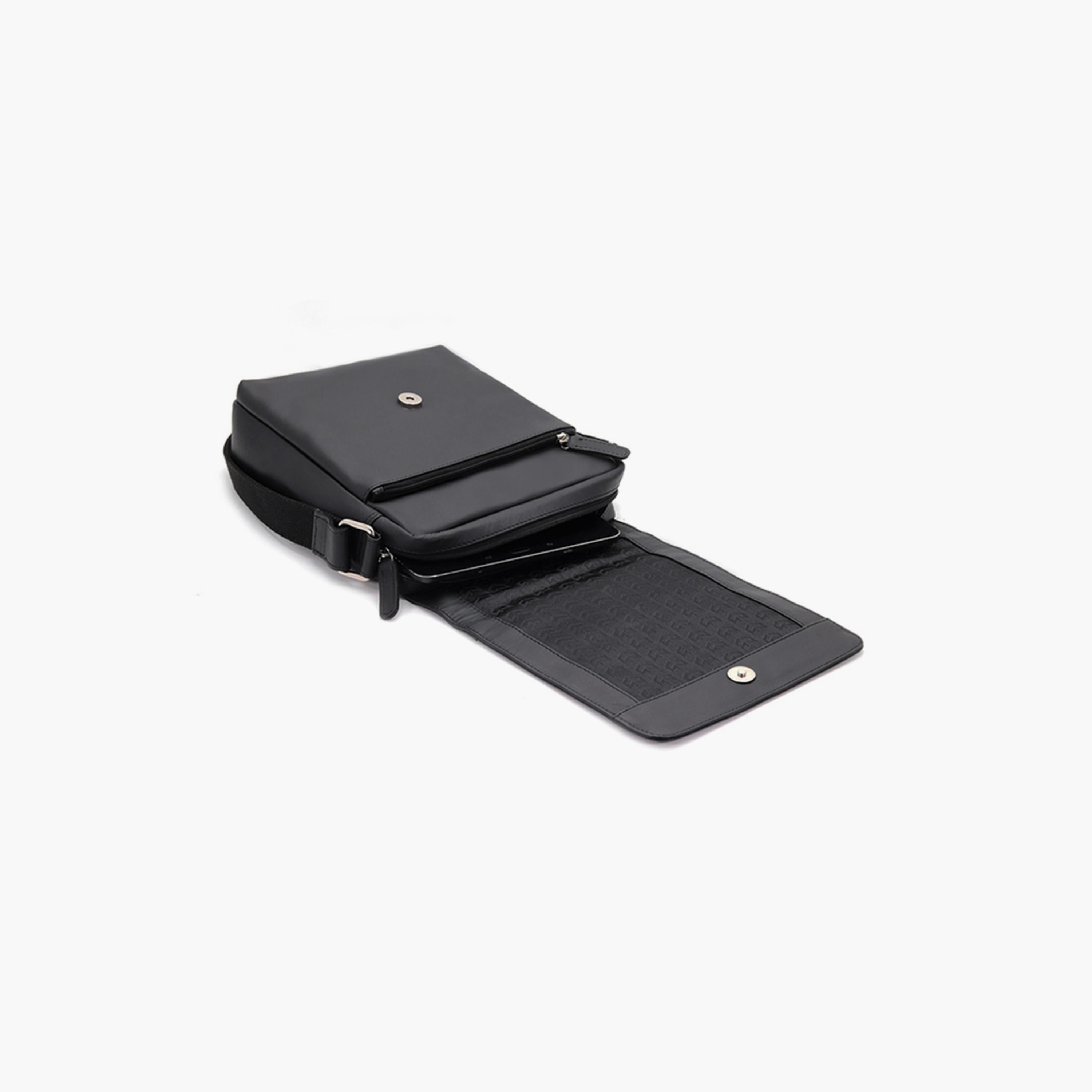 Chase Plus Premio Body Bag Metro Hide Black-men-bags-image-3