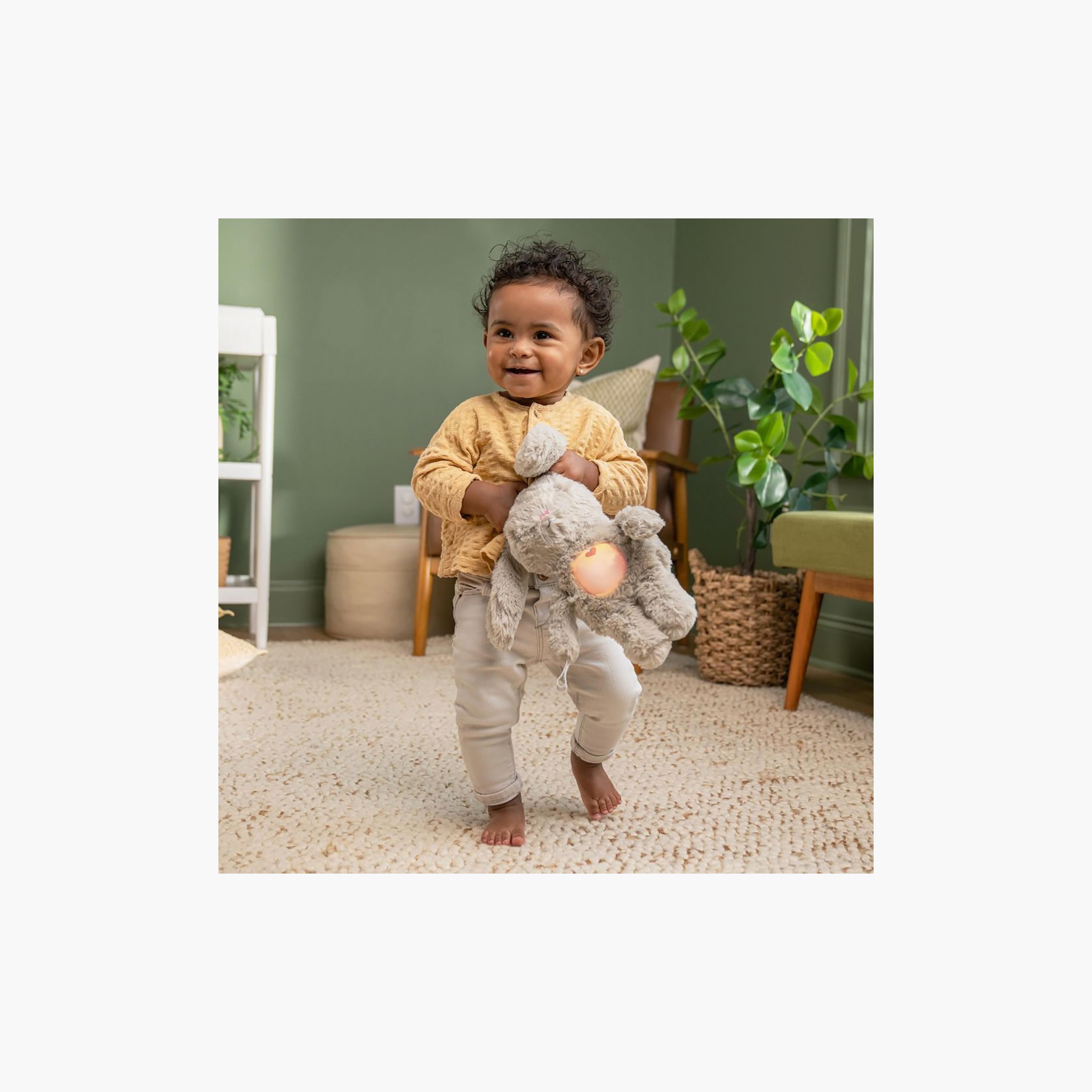 مهدئ موسيقي مخملي سيلفي مع خاصية اكتشاف البكاء وأضواء من إنجينويتي-toys-plushsofttoys-image-2