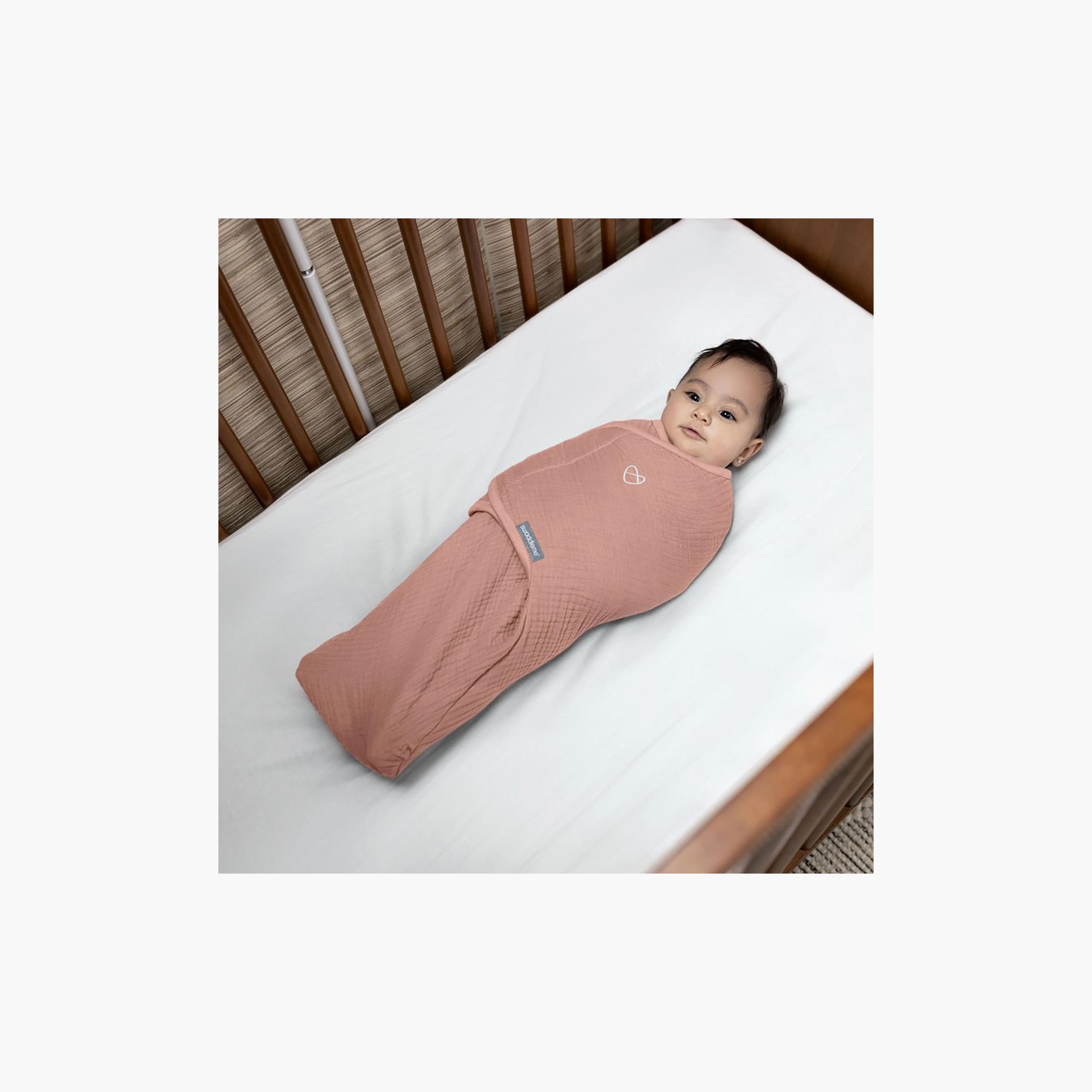 قماط سوادل مي (1.5 توغ) قماش موسلين الأصلي لعمر 0-3 أشهر من إنجينويتي-baby-nursery-blanketsandswaddles-swaddlesandsleepingbags-image-3