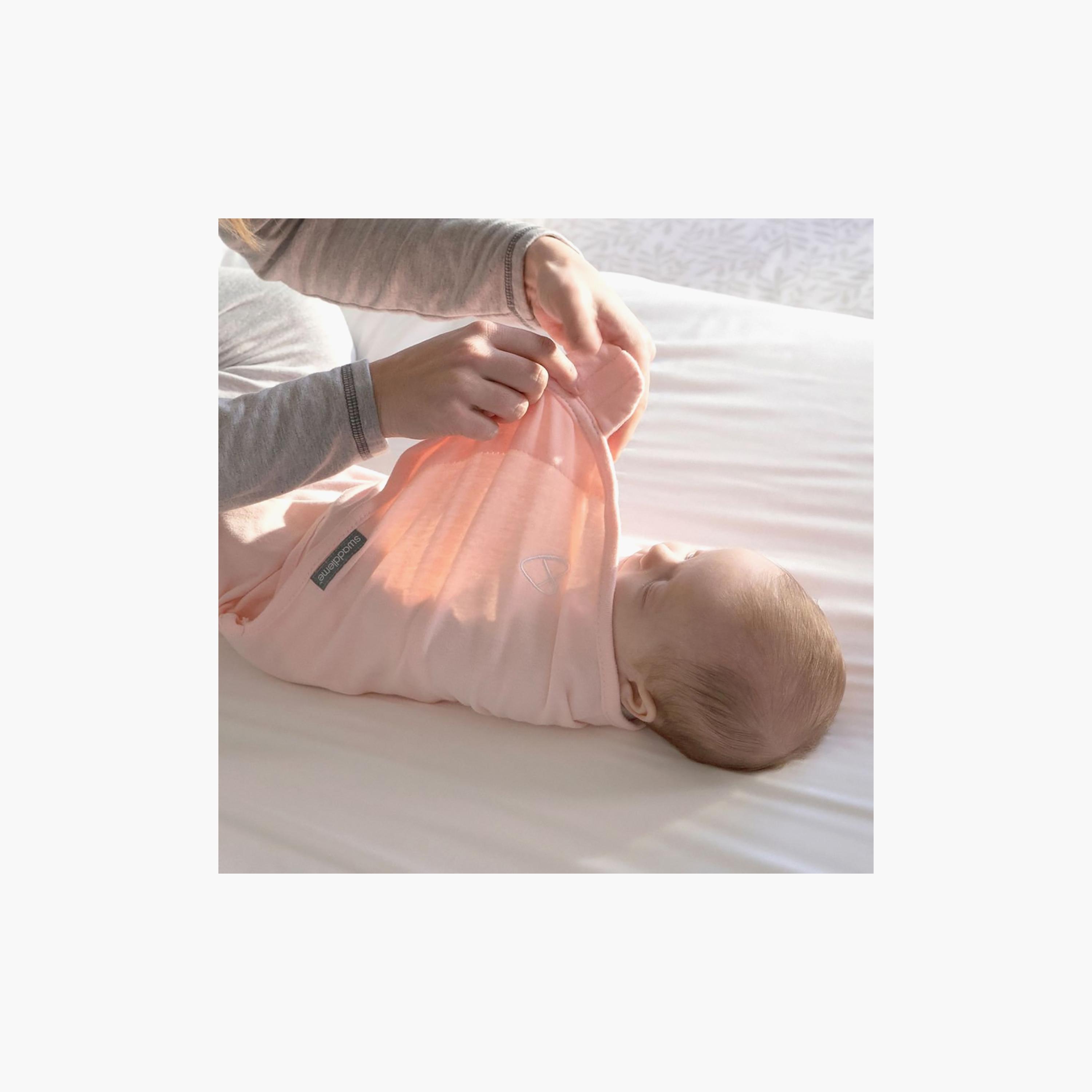 طقم قماط 3 قطع سوادل مي (1.0 توغ) بتصميم قوس قزح لعمر 0-3 أشهر من إنجينويتي-baby-nursery-blanketsandswaddles-swaddlesandsleepingbags-image-5