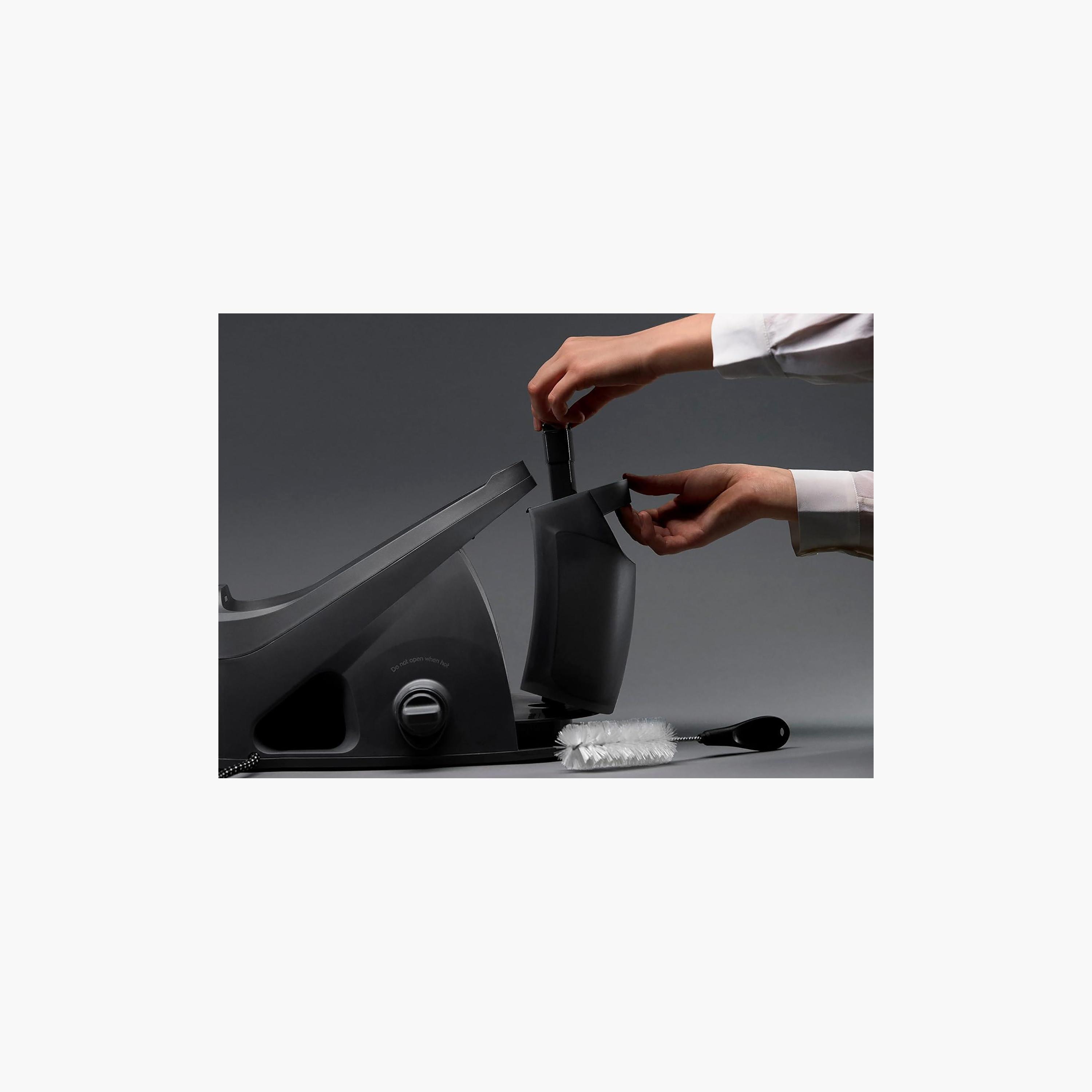 Electrolux Renew 800 Steam Iron Station | E8SS1-80GM-household-appliances-homeappliances-ironandsteamers-image-5