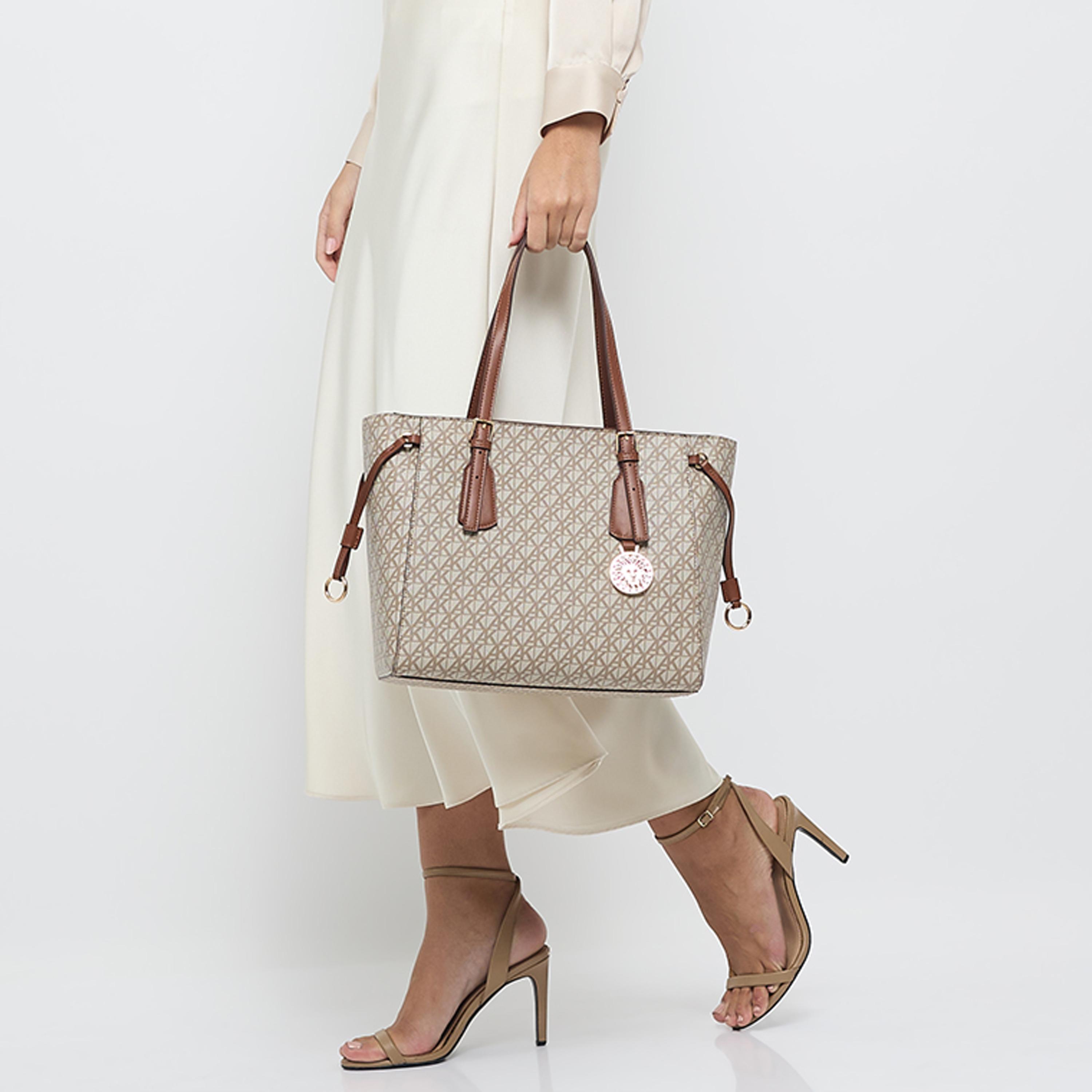 آن كلين - شنطة يد بمقبض علوي مزينة بشعار المونوغرام وسحاب-women-bagsandwallets-handbags-image-2