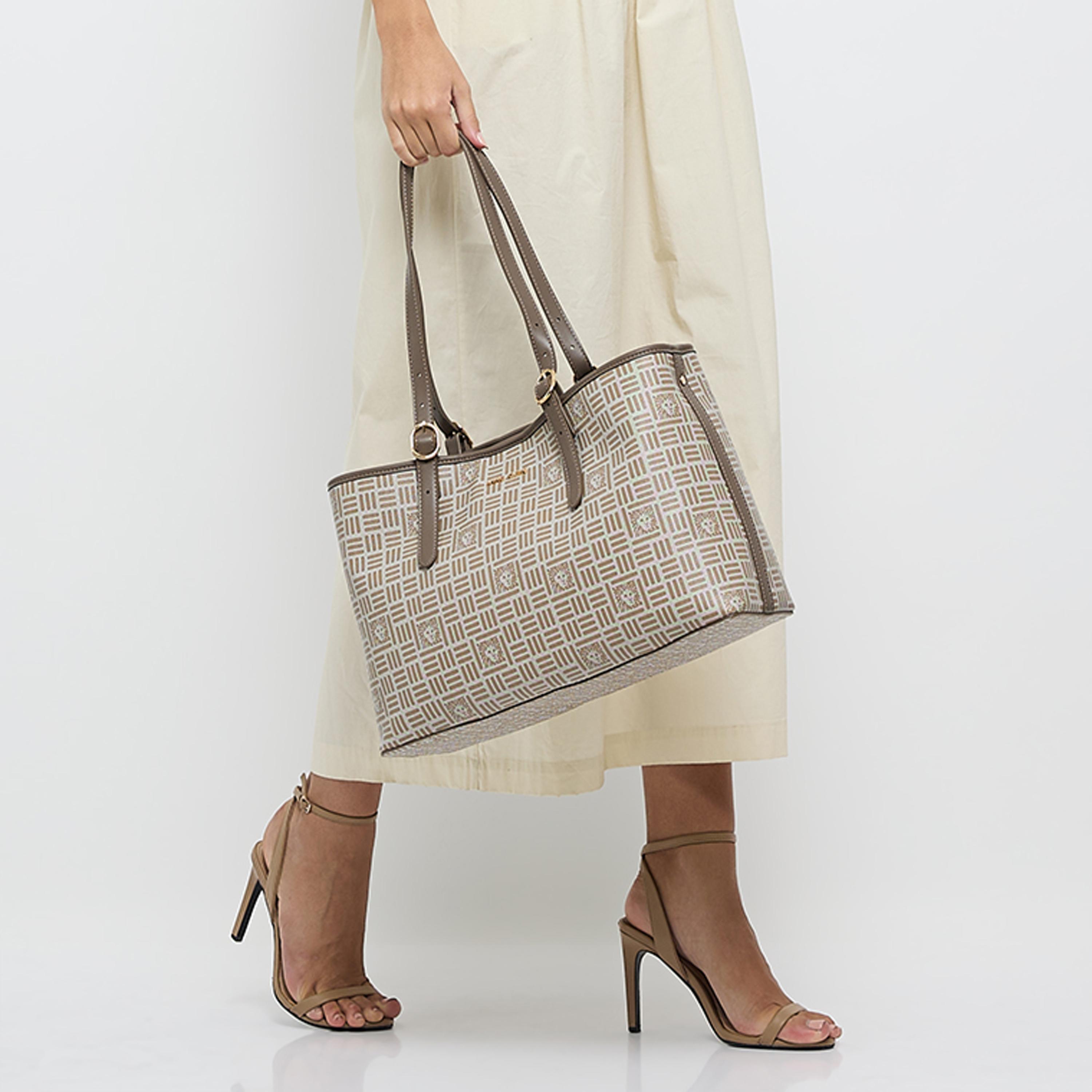آن كلين - شنطة كتف بمقبض علوي مزينة بشعار المونوغرام وإغلاق مغناطيسي-women-bagsandwallets-handbags-image-2