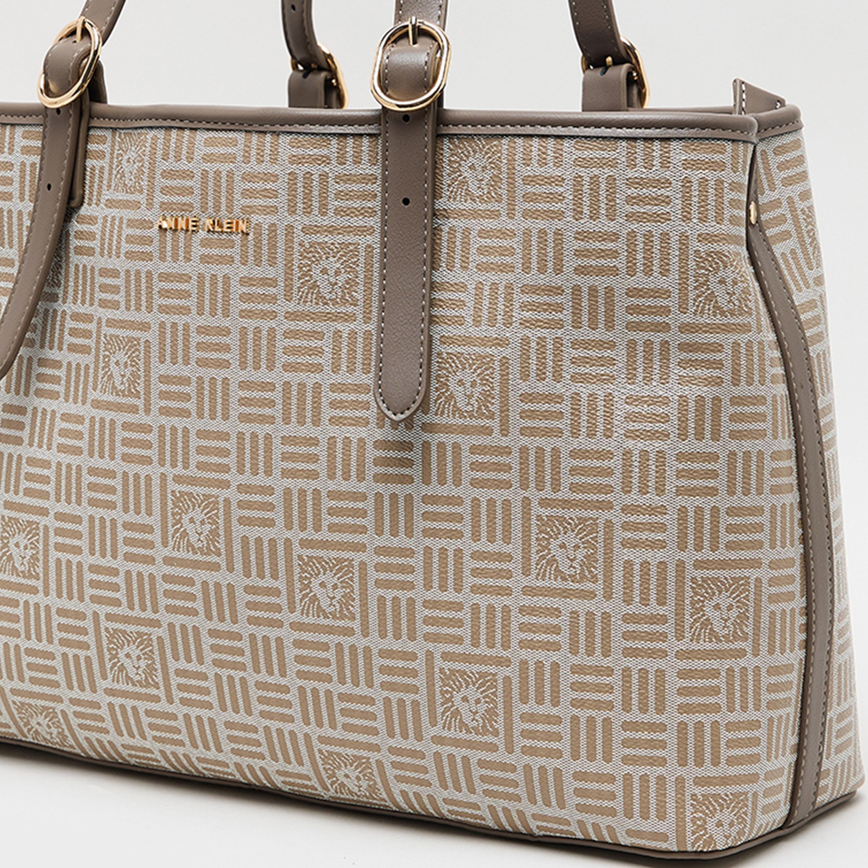 آن كلين - شنطة كتف بمقبض علوي مزينة بشعار المونوغرام وإغلاق مغناطيسي-women-bagsandwallets-handbags-image-5