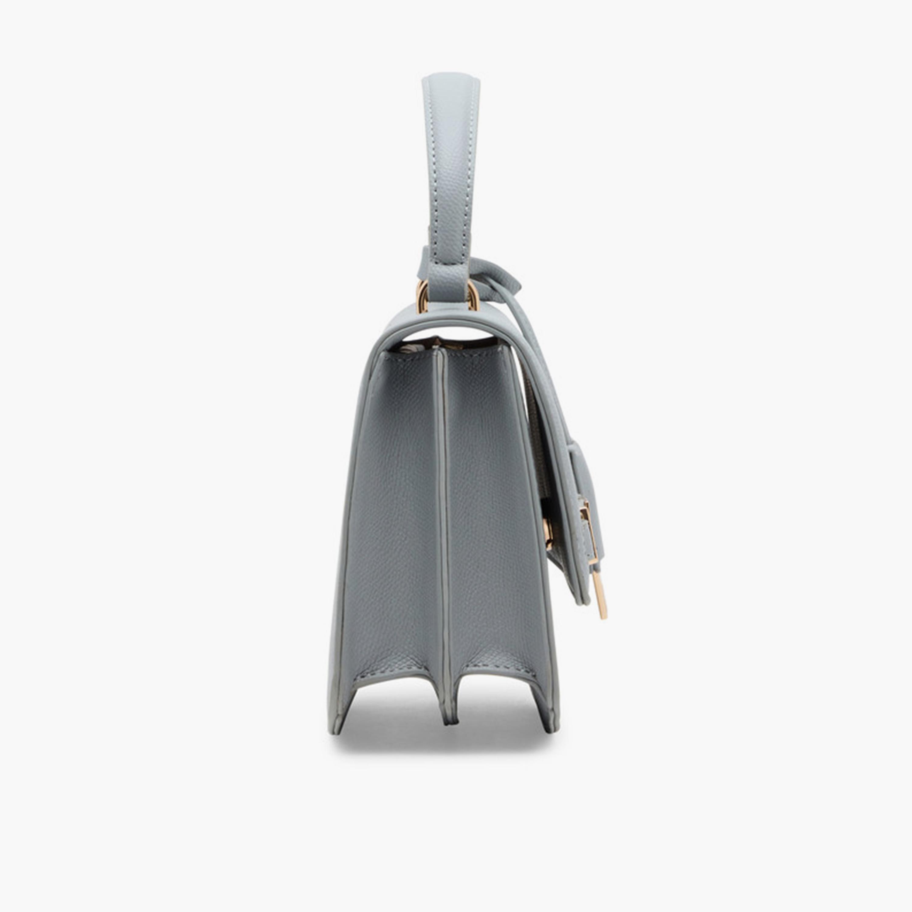 آن كلين - شنطة كتف بمقبض علوي مزخرف مع غطاء وحزام قابل للإزالة-women-bagsandwallets-handbags-image-4