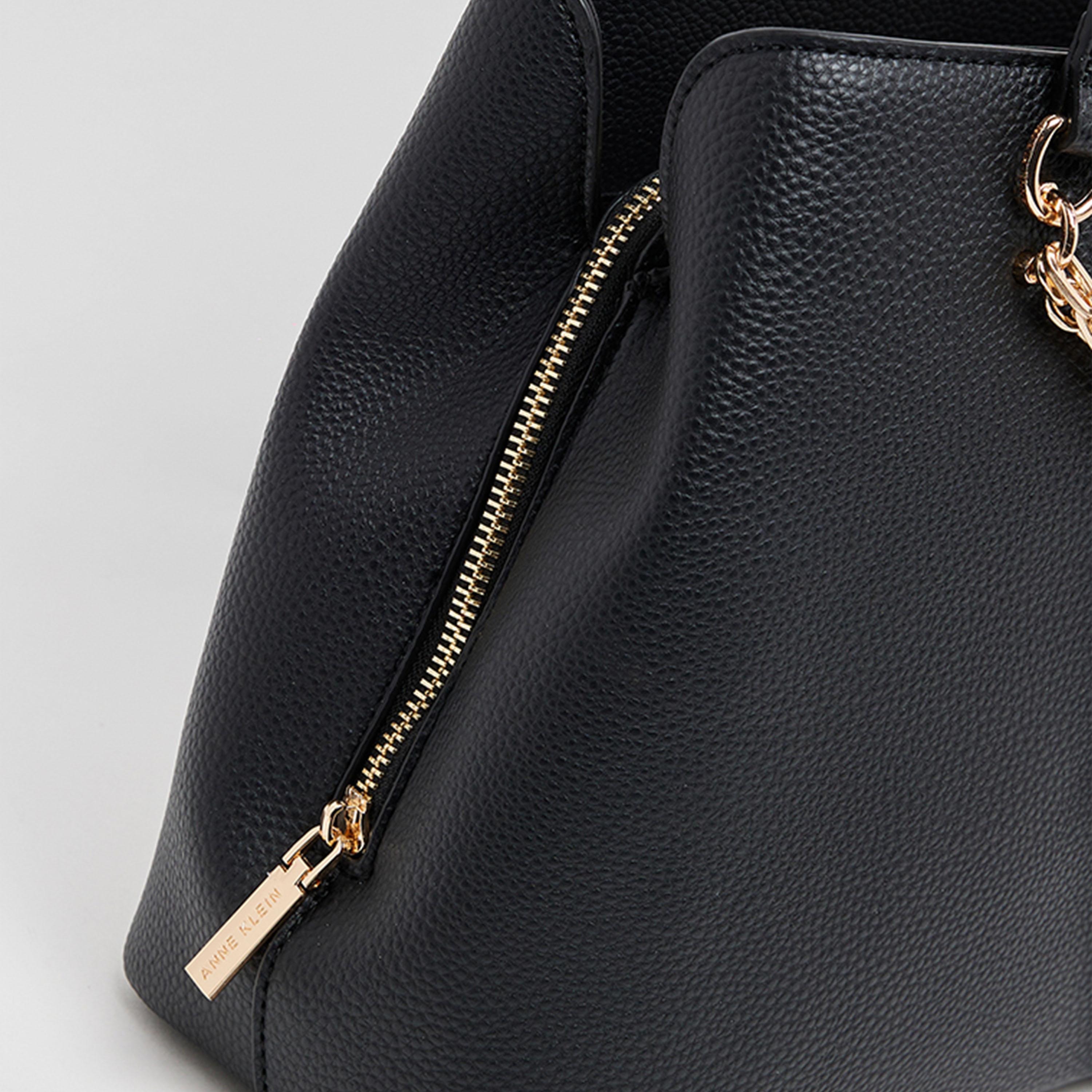آن كلين - تفاصيل التصميم: شنطة كتف بمقبضين وإغلاق مغناطيسي-women-bagsandwallets-handbags-image-4