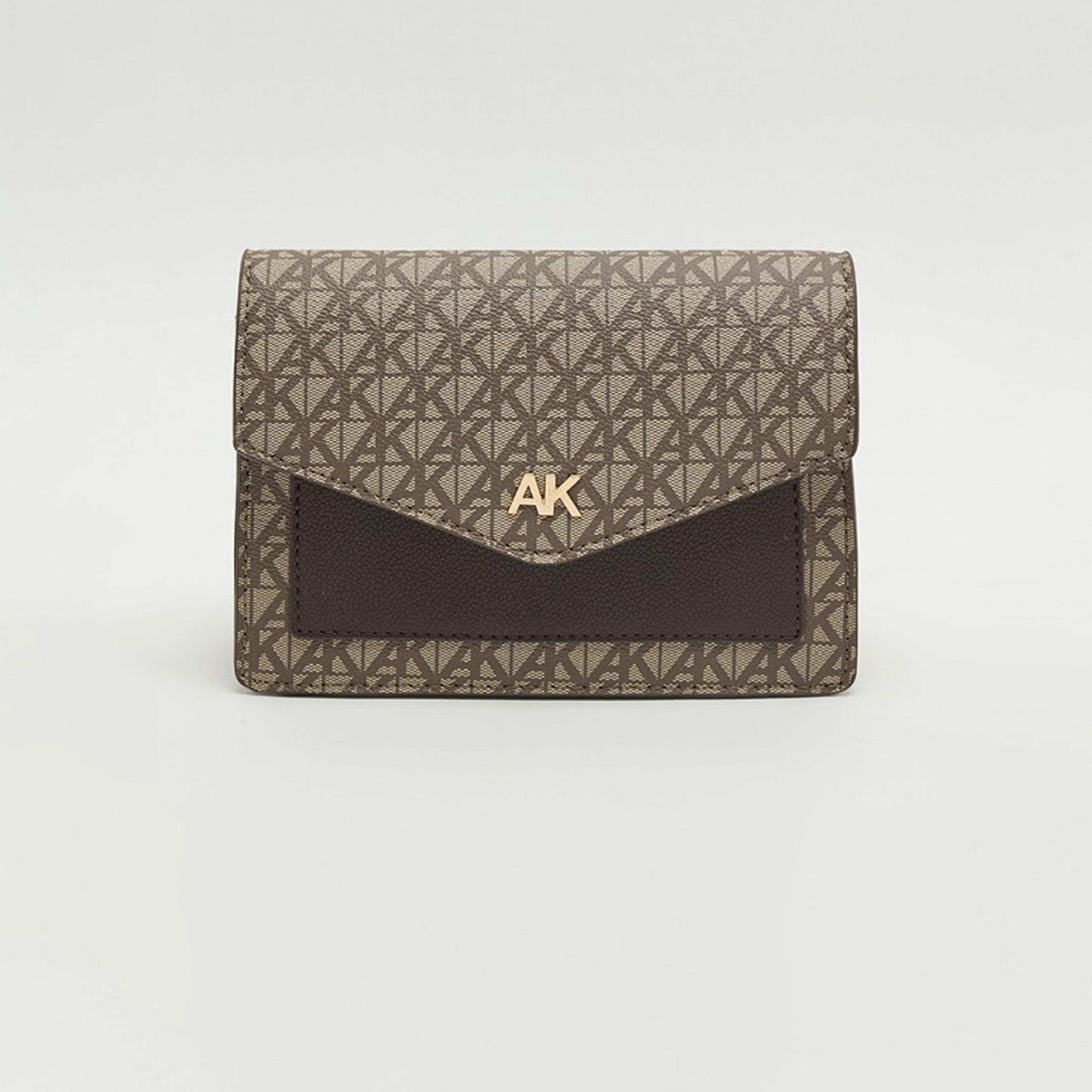 آن كلين - شنطة كروس بنقشة المونوغرام مع غطاء وحزام قابل للإزالة-women-bagsandwallets-handbags-image-1