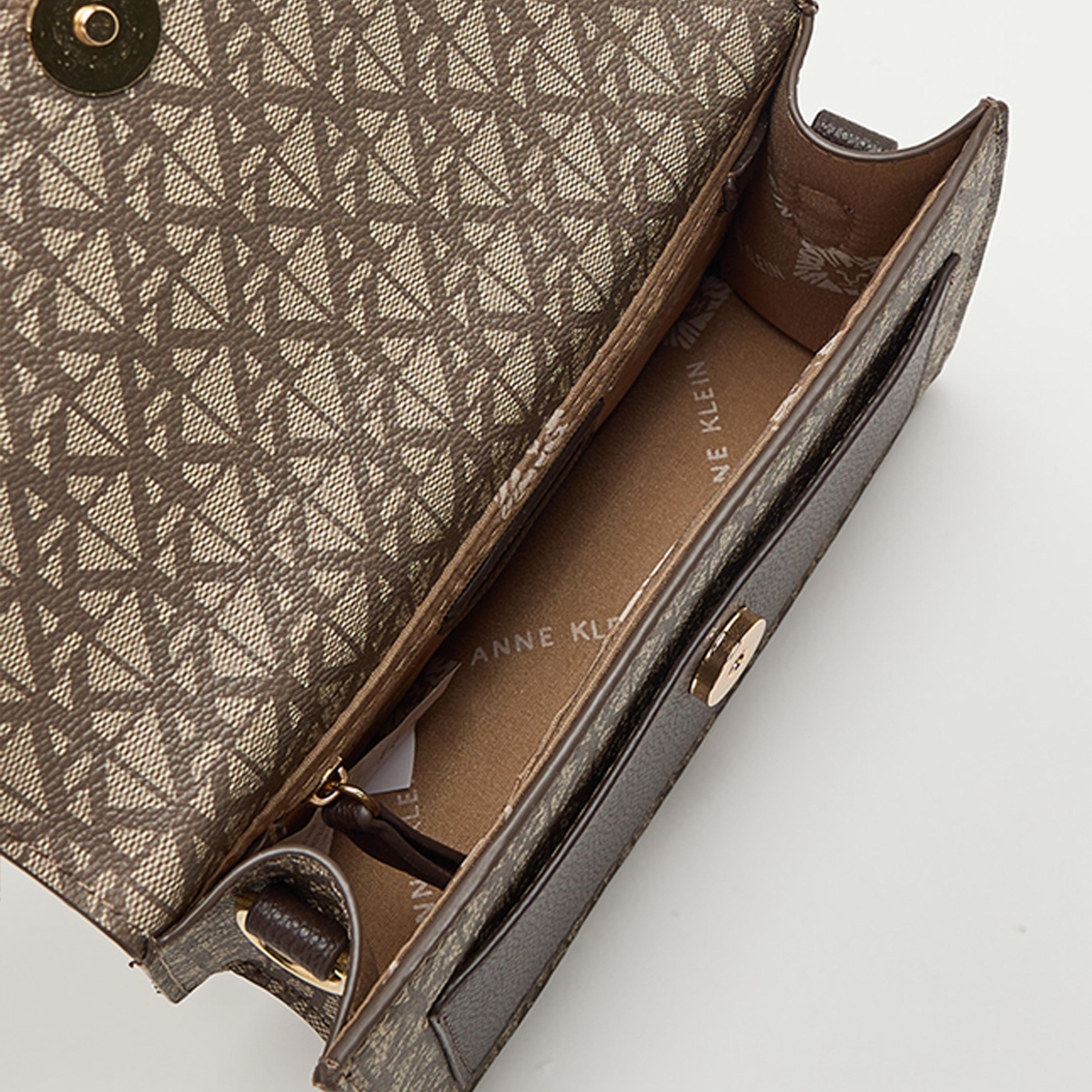 آن كلين - شنطة كروس بنقشة المونوغرام مع غطاء وحزام قابل للإزالة-women-bagsandwallets-handbags-image-6