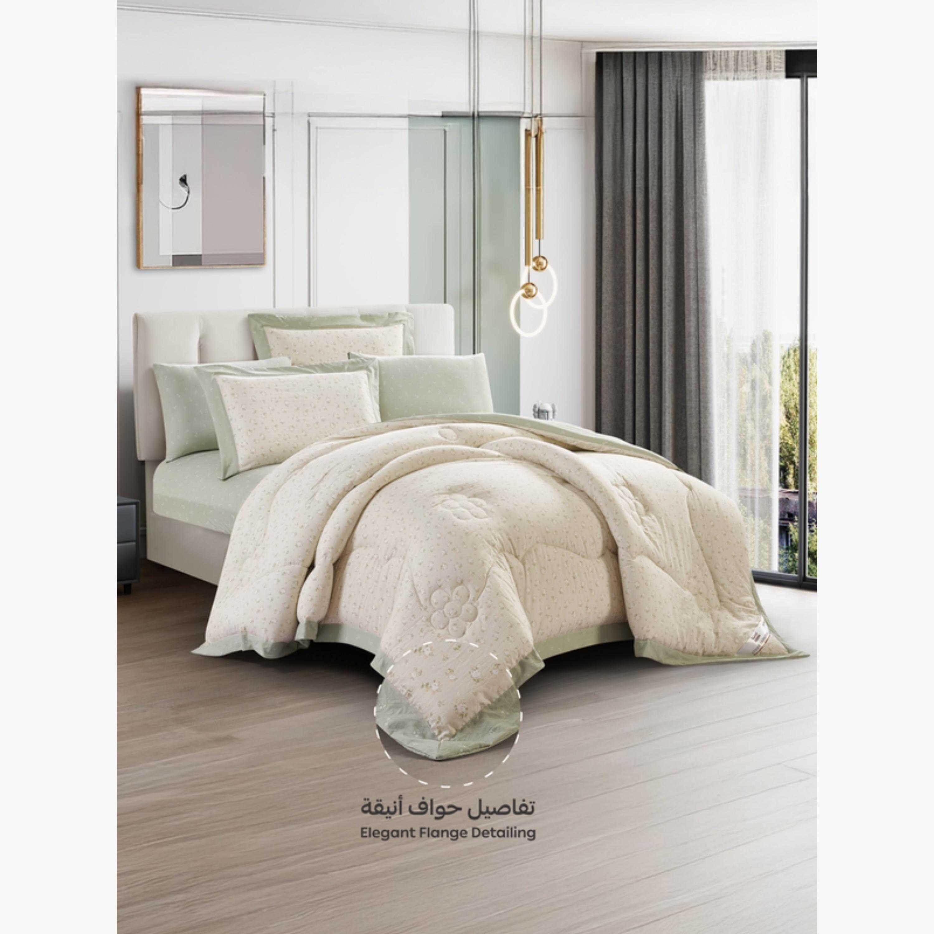 طقم لحاف مزدوج بطبعة زهور-household-bedding-comfortersandbedspreads-comforters-image-41