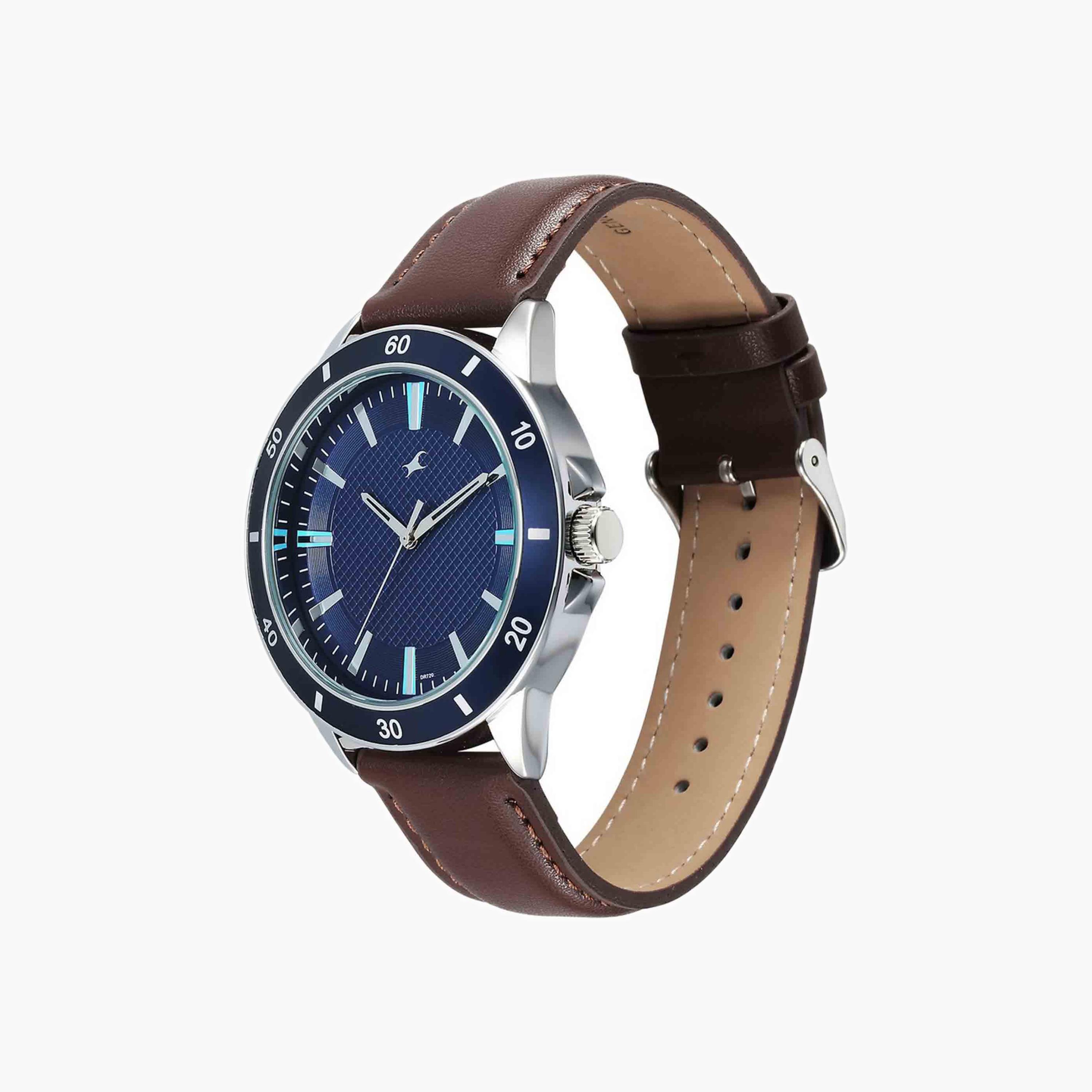 Fastrack Round Dial Gents Leather Strap Watch-men-watchesandjewellery-watches-image-3