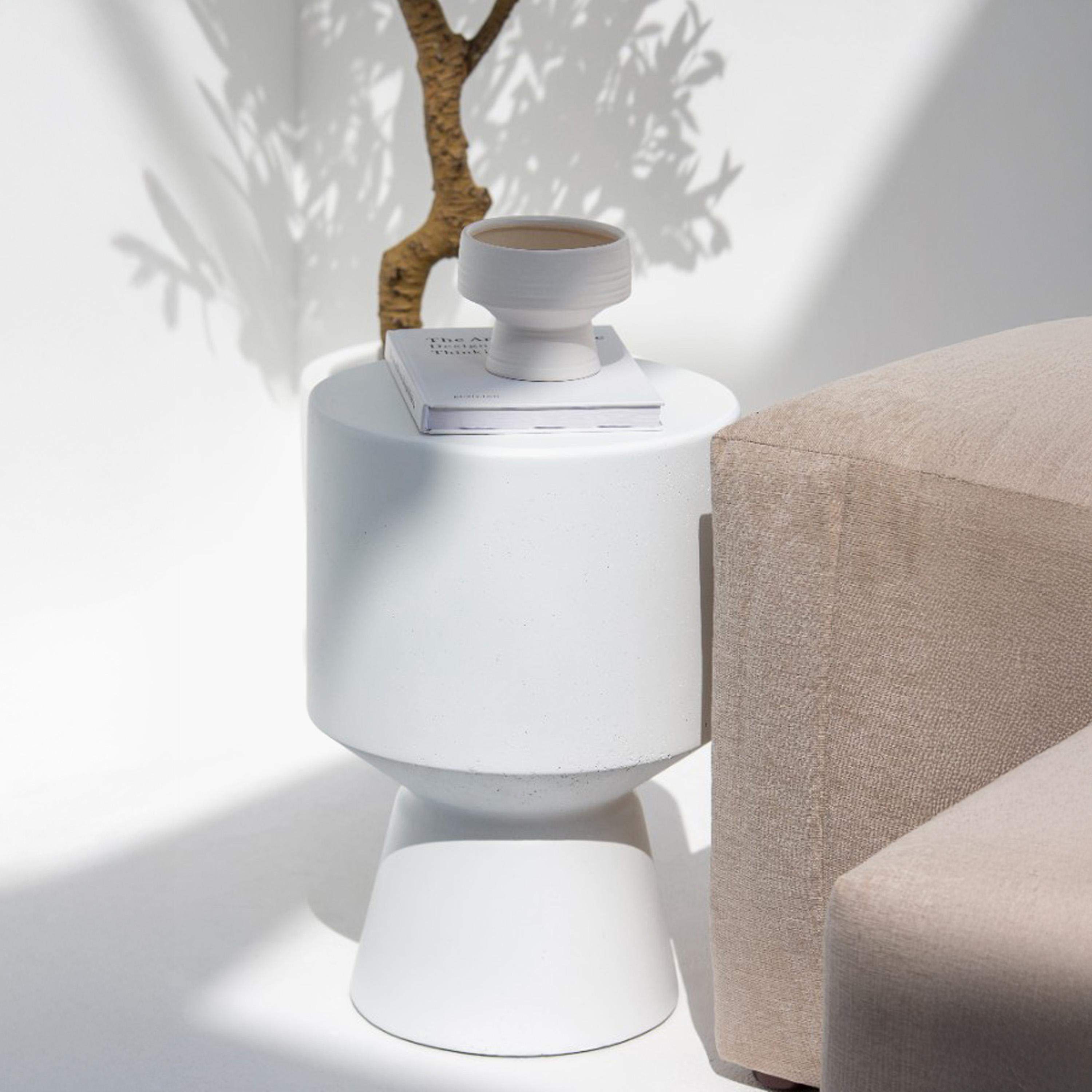 Home Kode Alpina Concrete Top Side Table
