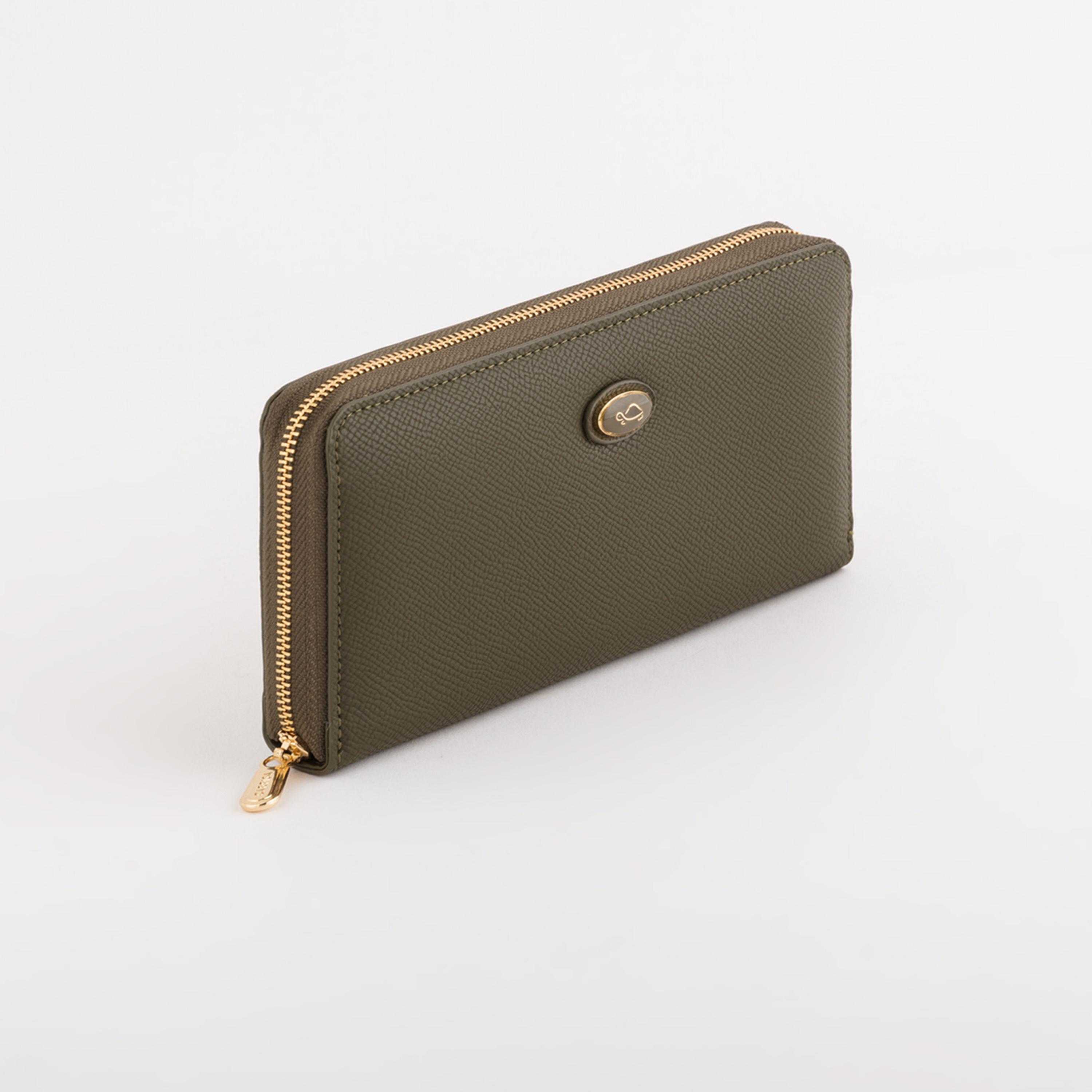 Carpisa Leonia Textured Wallet with Zipper Closure | 19.50 x 10 x 2 cm-women-bagsandwallets-wallets-image-1