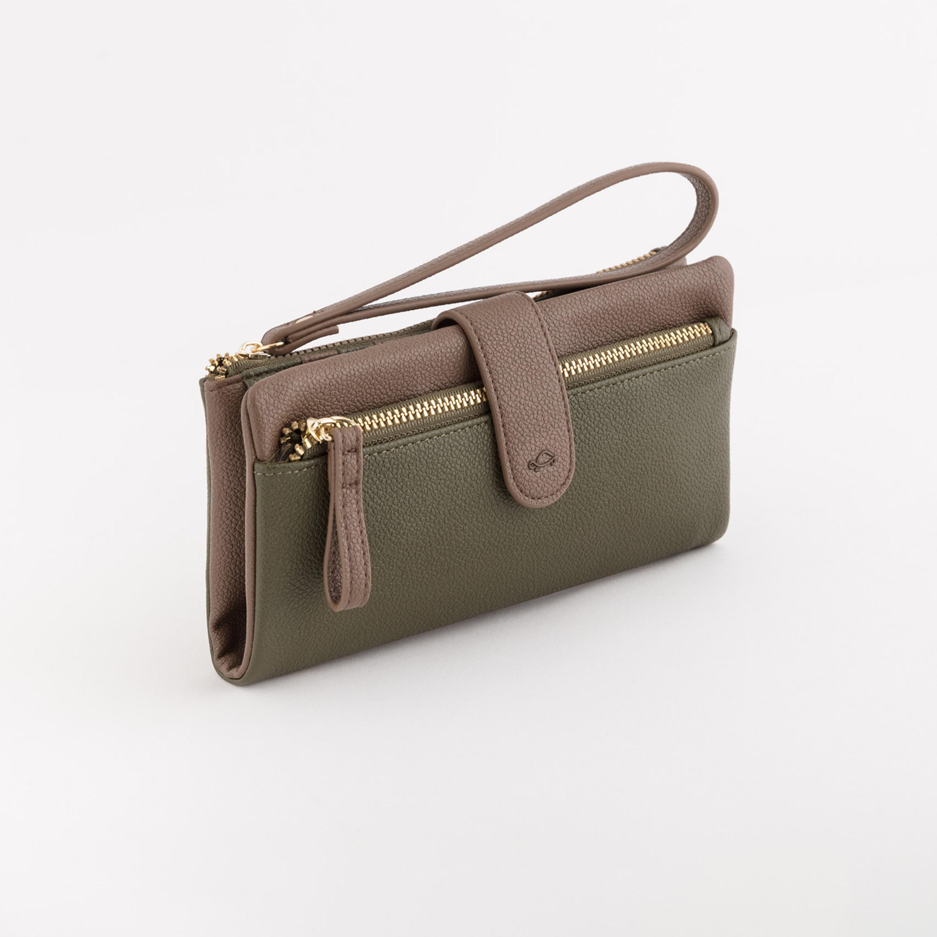 Carpisa Berna Color Block Wallet with Magnetic Closure | 18.50 x 10 x 2 cm-women-bagsandwallets-wallets-image-1