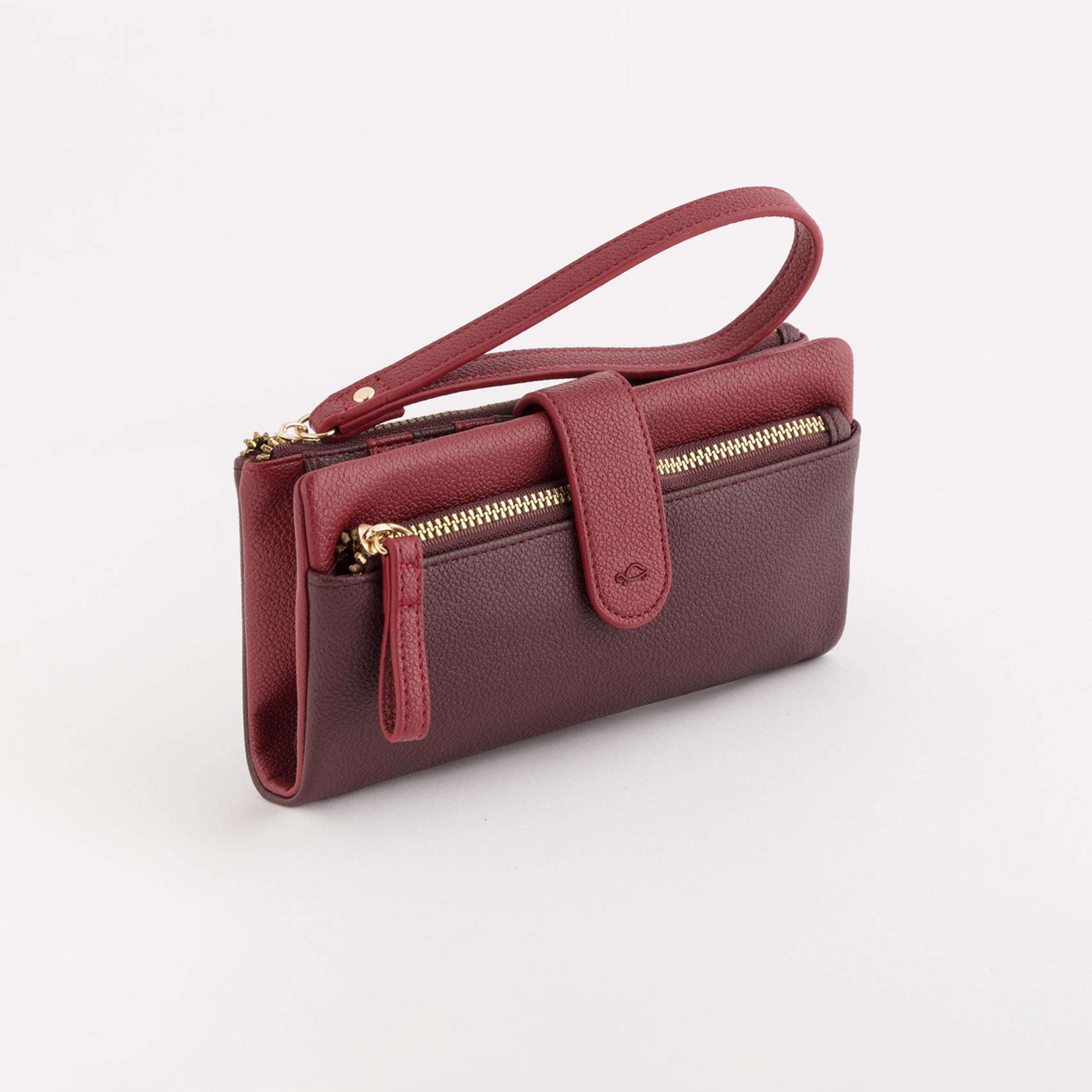 Carpisa Berna Color Block Wallet with Magnetic Closure | 18.50 x 10 x 2 cm-women-bagsandwallets-wallets-image-1