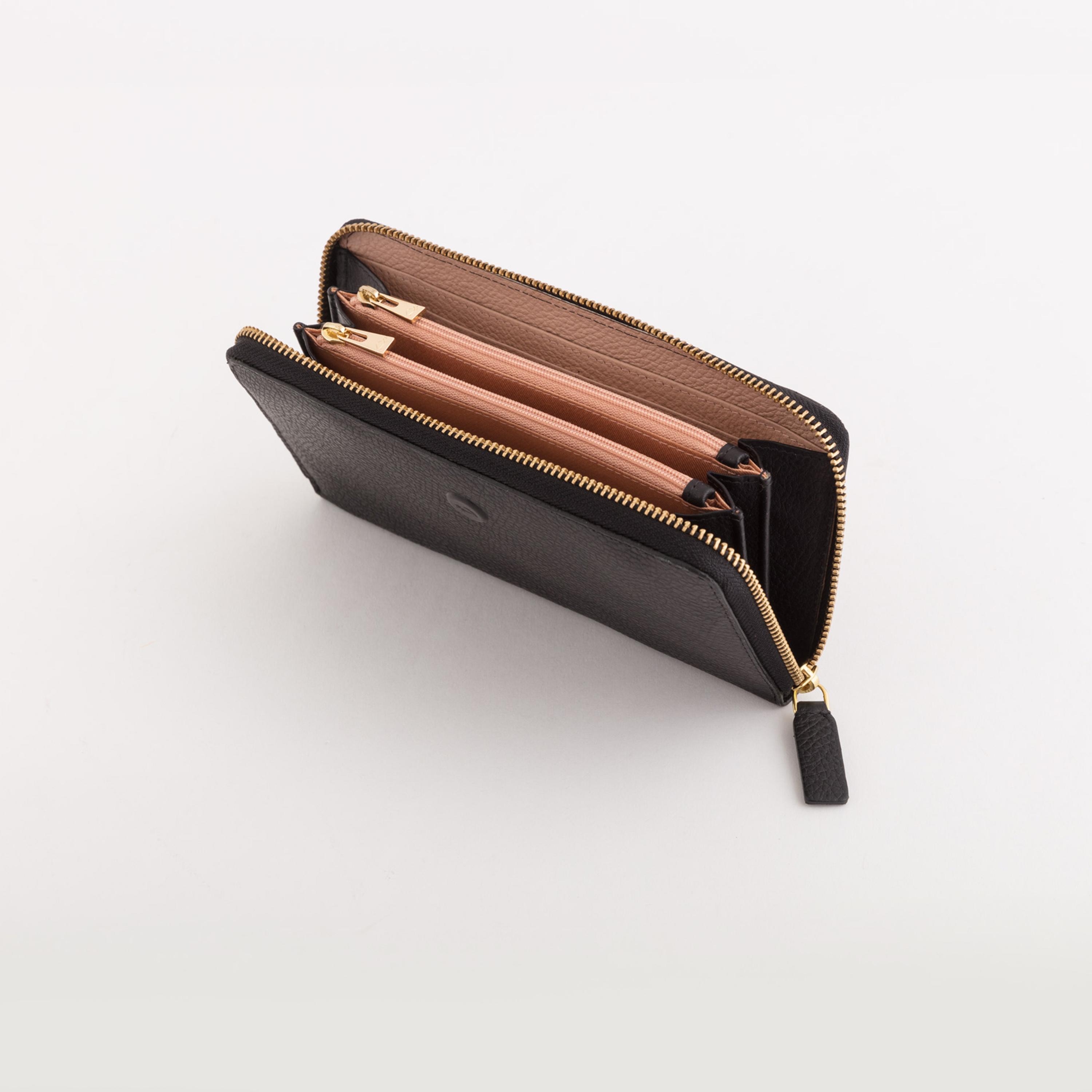 Carpisa Delta Winter Textured Wallet with Zipper Closure | 19.50 x 10 x 2 cm-women-bagsandwallets-wallets-image-2