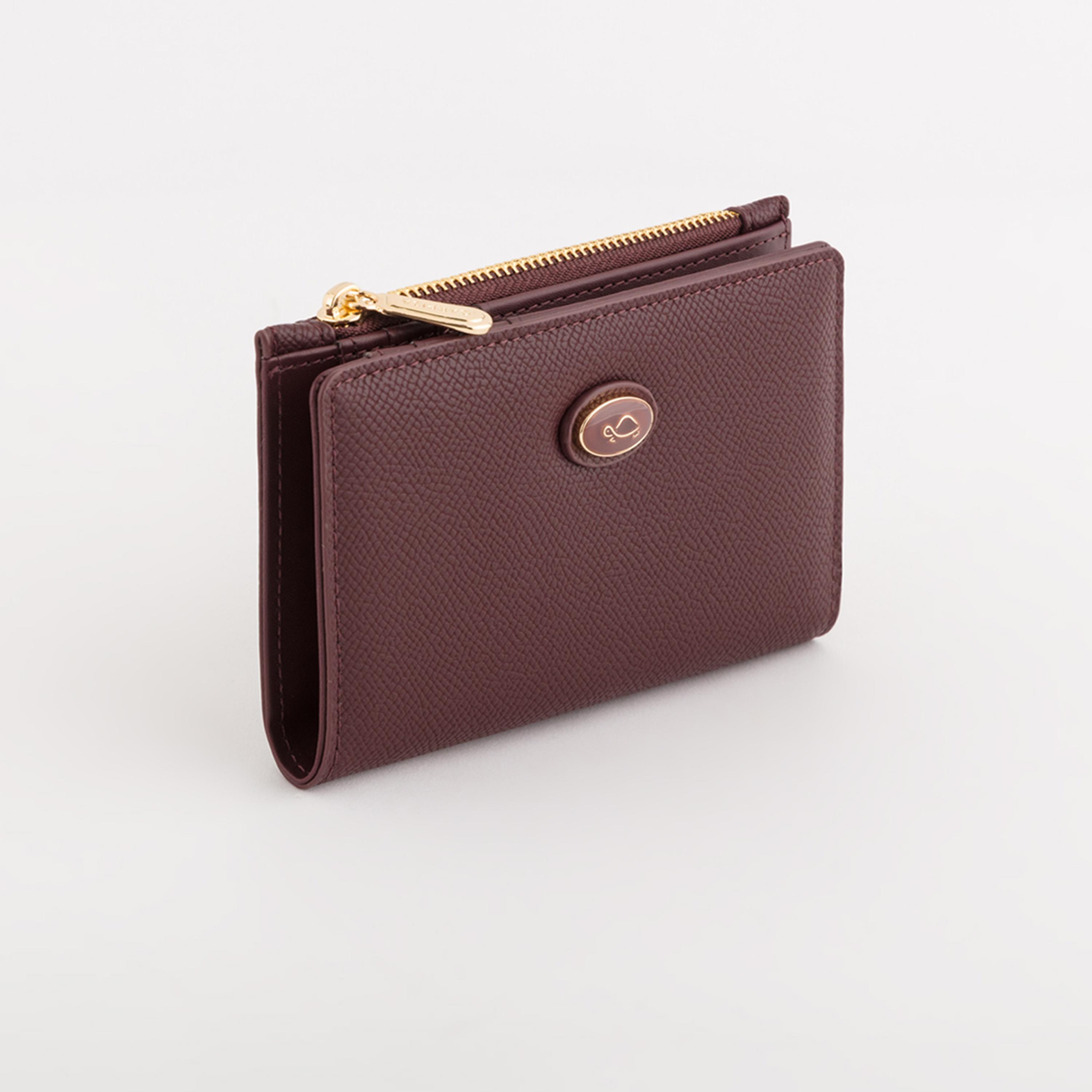 Carpisa Leonia Textured Wallet with Zipper Closure | 14.50 x 9 x 2 cm-women-bagsandwallets-wallets-image-1